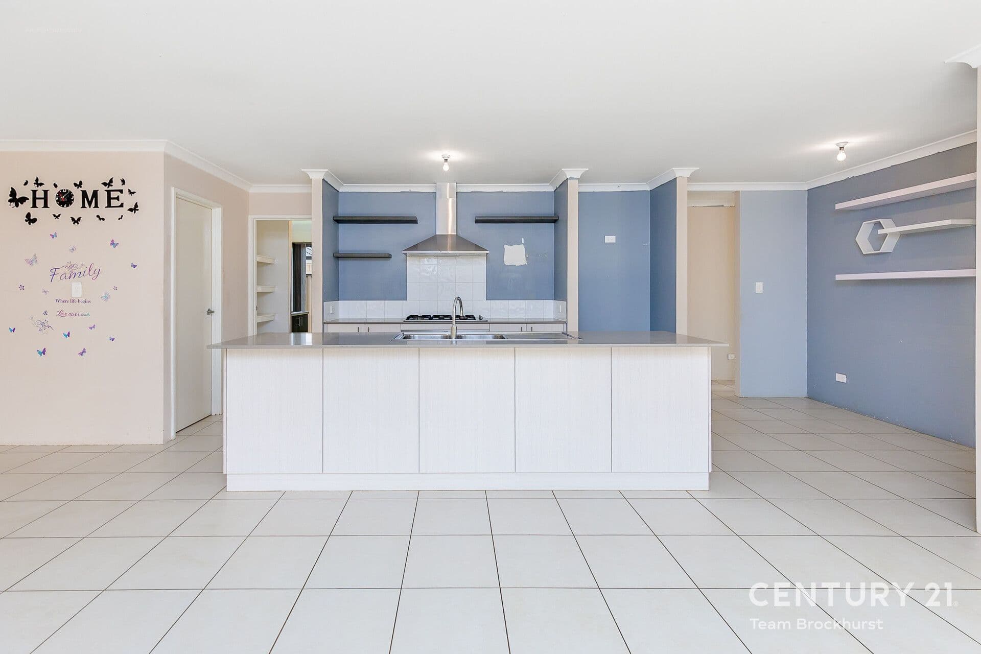 7/10 Warton Rd, Huntingdale, WA, 6110, Whitby - Thumbnail 2
