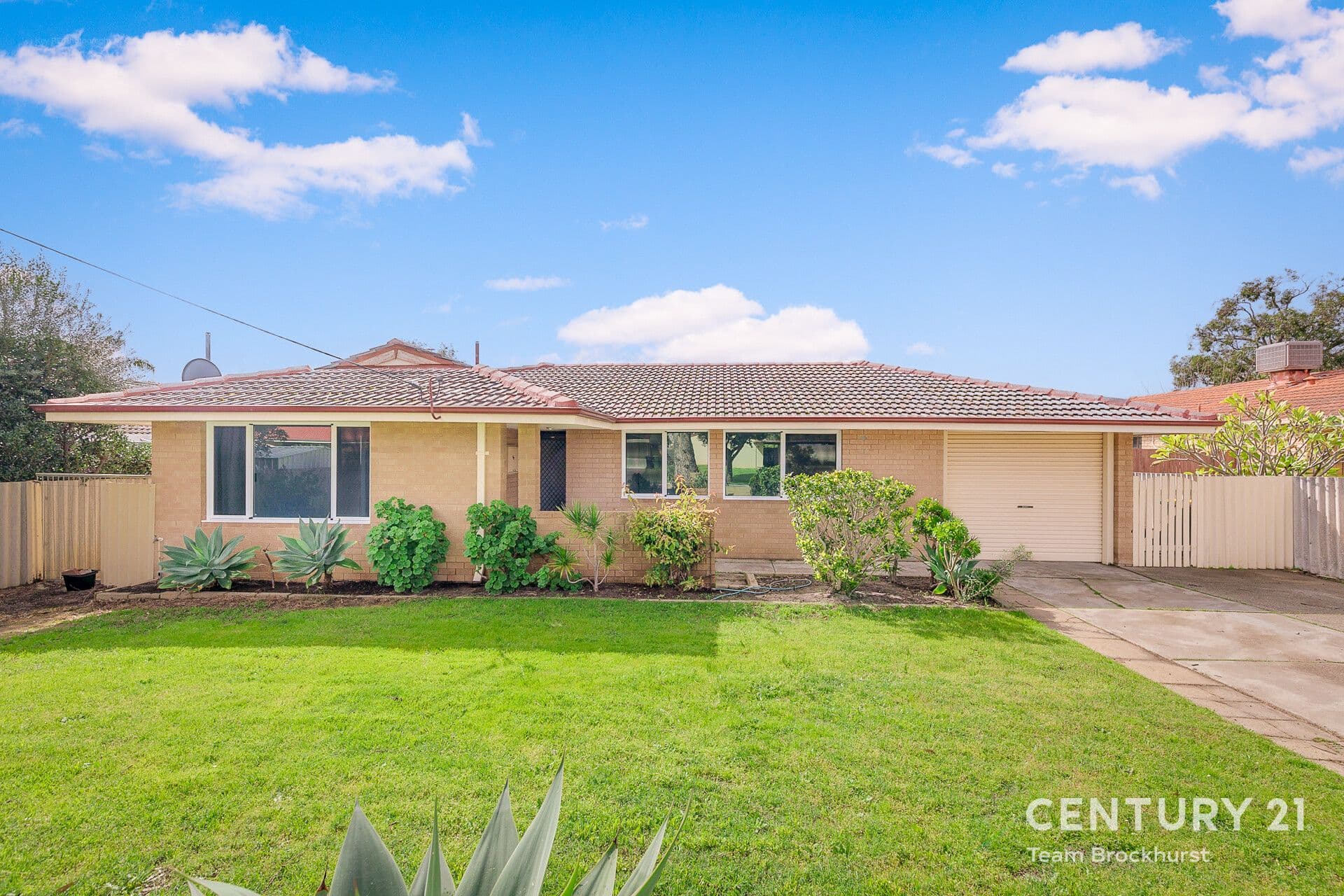 7/10 Warton Rd, Huntingdale, WA, 6110, Thornlie - Image 1