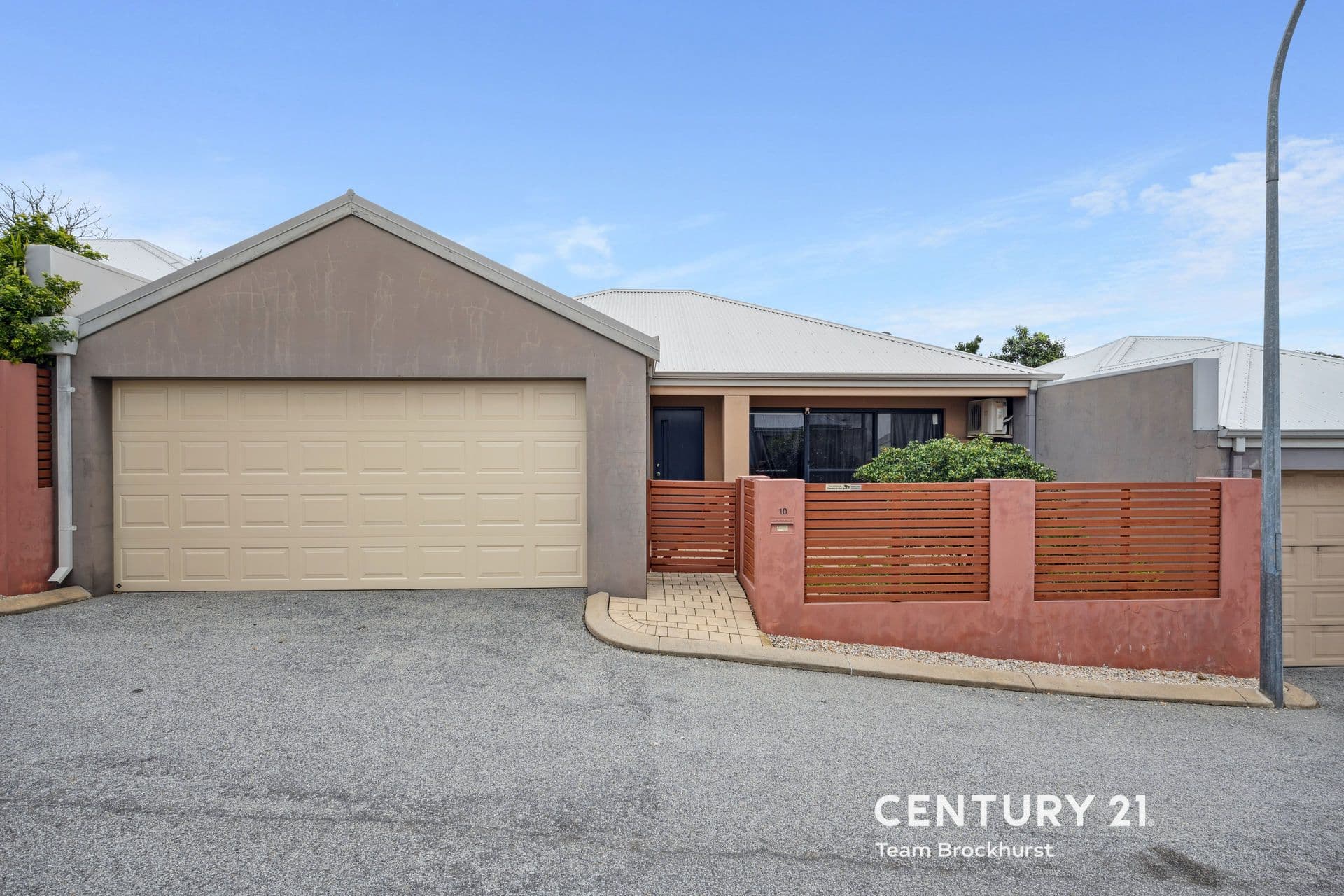 10/11 Serls Street, Armadale, WA, 6112, Armadale - Image 1