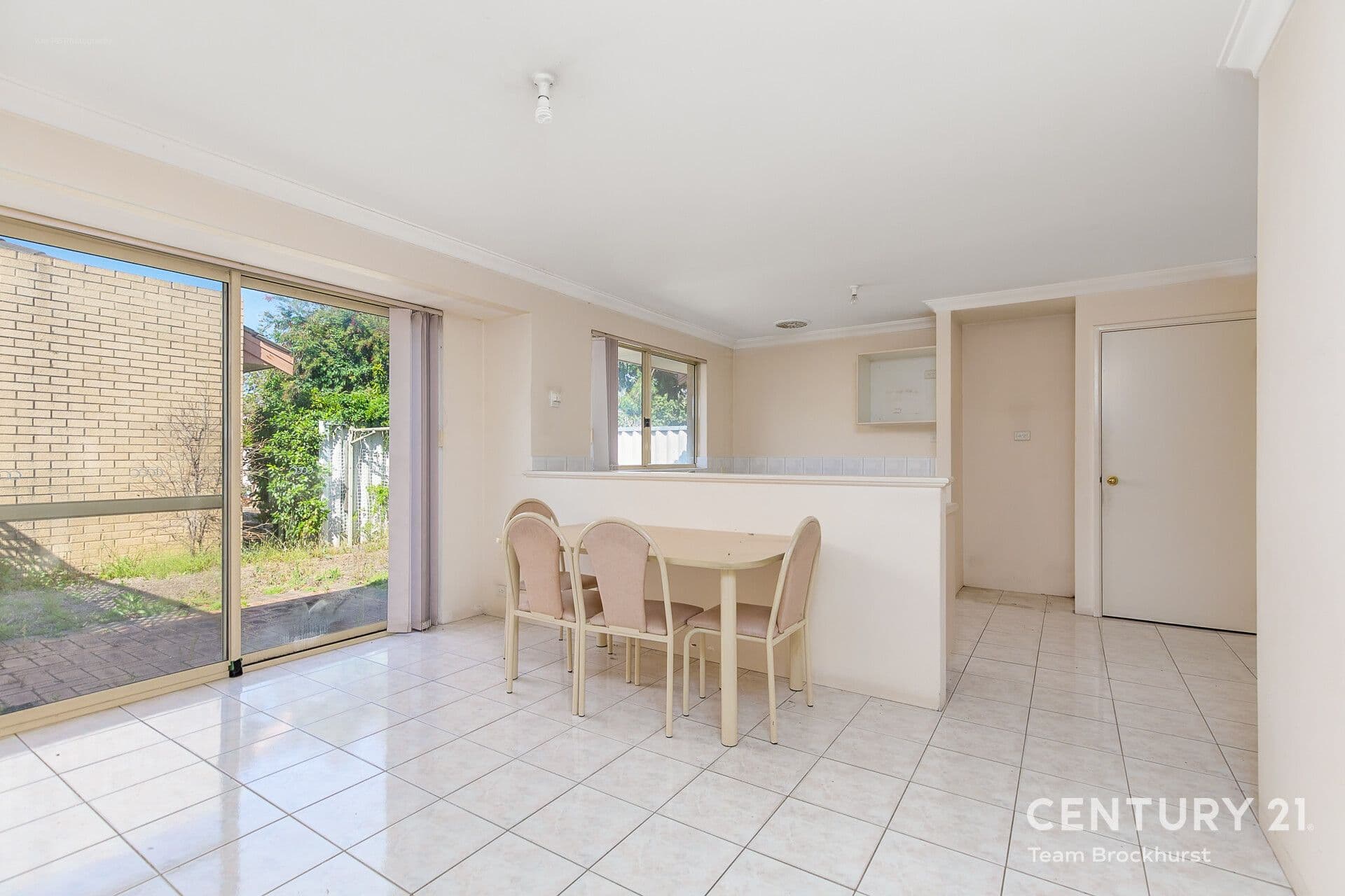 7/10 Warton Rd, Huntingdale, WA, 6110, Dianella - Thumbnail 2