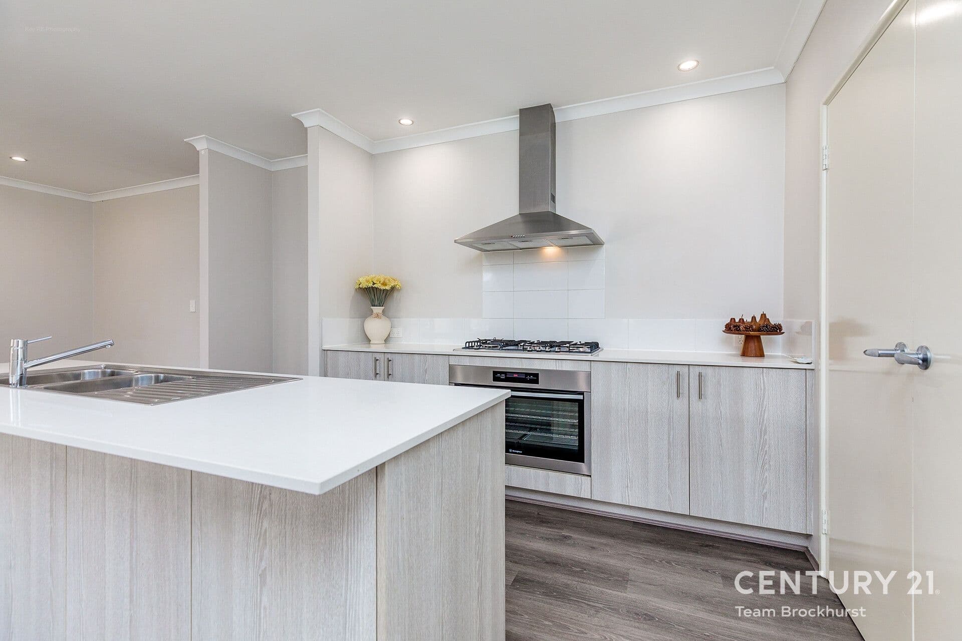 7/10 Warton Rd, Huntingdale, WA, 6110, Wandi - Thumbnail 2