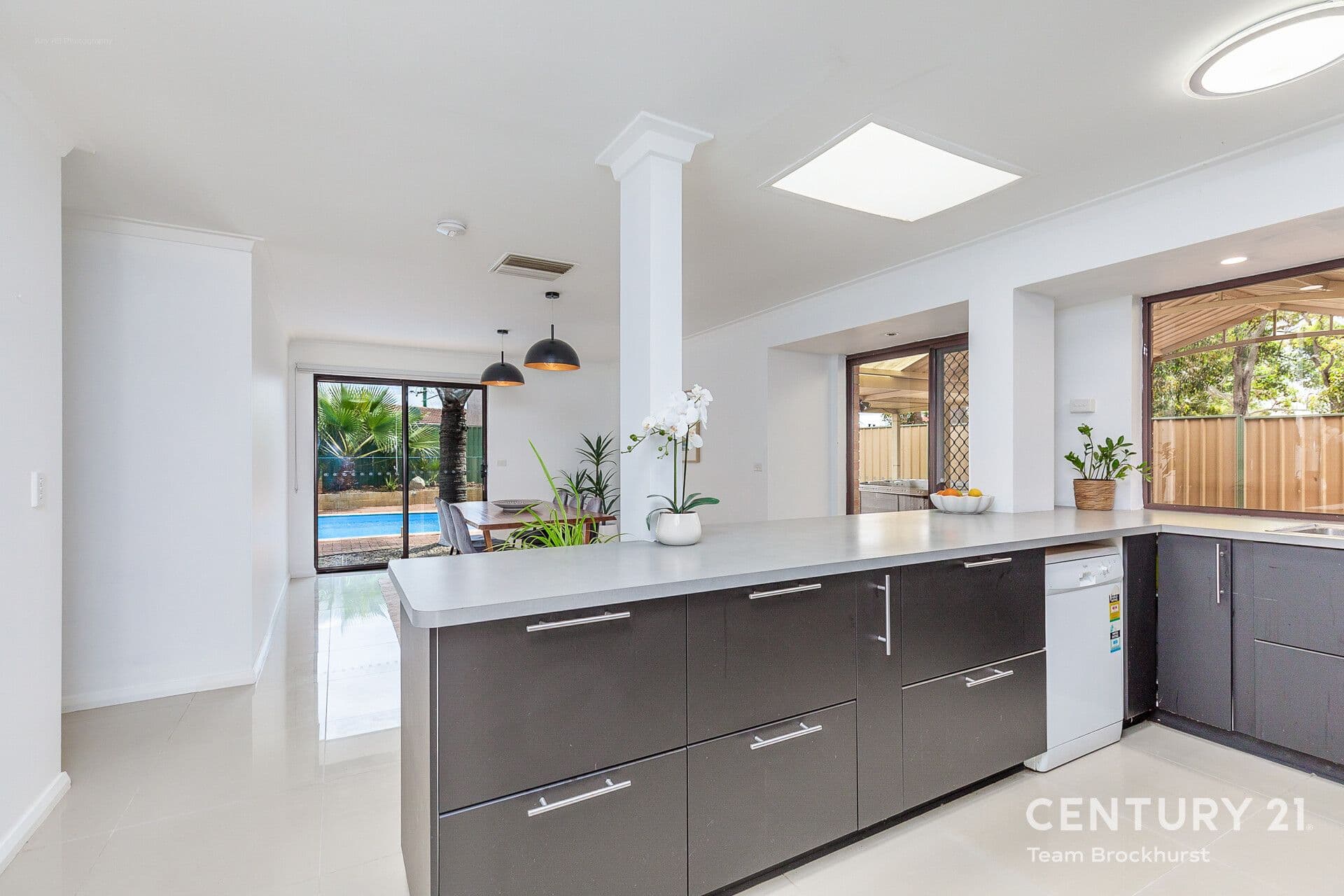 7/10 Warton Rd, Huntingdale, WA, 6110, Huntingdale - Thumbnail 3