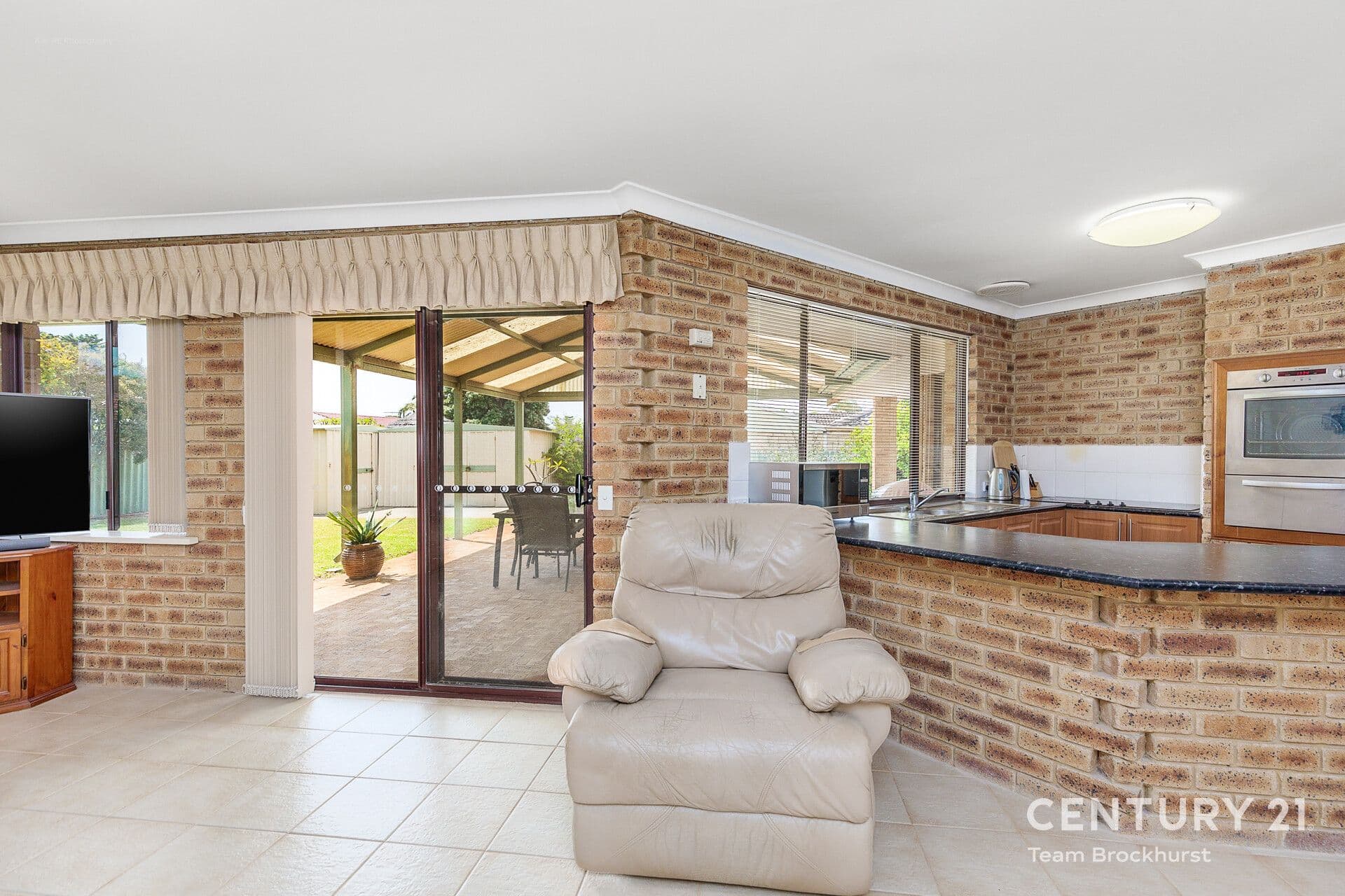 7/10 Warton Rd, Huntingdale, WA, 6110, Safety Bay - Thumbnail 2