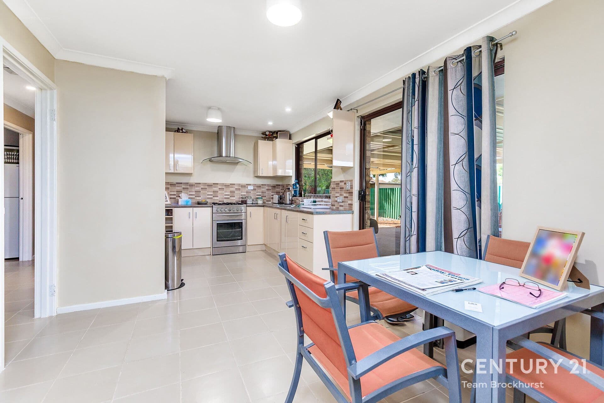 7/10 Warton Rd, Huntingdale, WA, 6110, Thornlie - Thumbnail 2