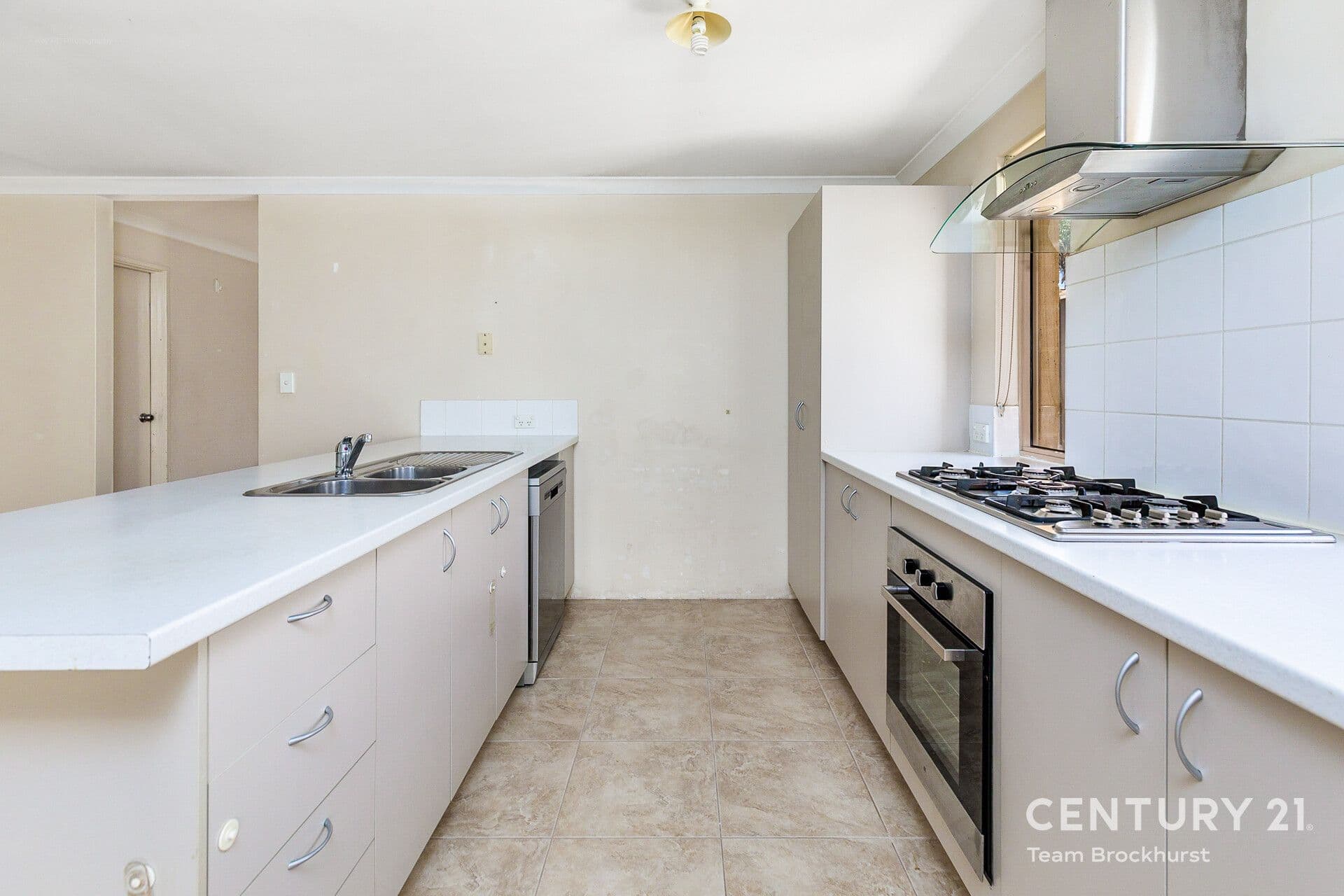 7/10 Warton Rd, Huntingdale, WA, 6110, High Wycombe - Thumbnail 4