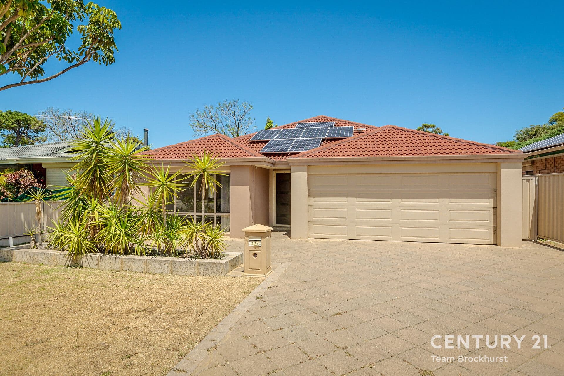 7/10 Warton Rd, Huntingdale, WA, 6110, High Wycombe - Image 1