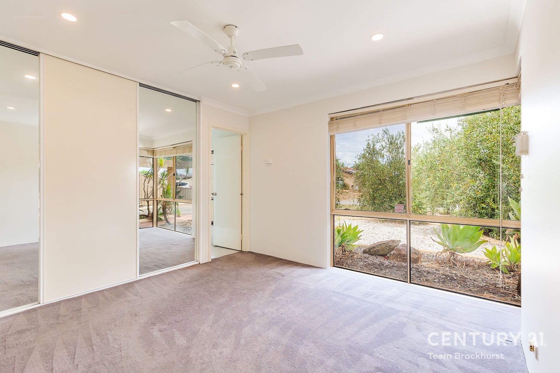7/10 Warton Rd, Huntingdale, WA, 6110, Huntingdale - Thumbnail 3