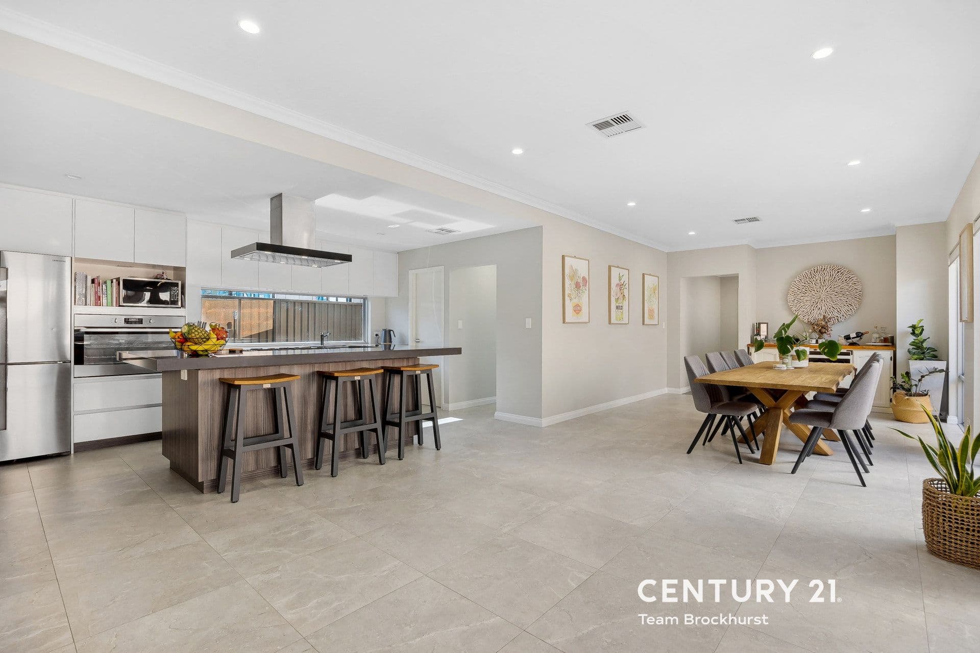 7/10 Warton Rd, Huntingdale, WA, 6110, Wandi - Image 1