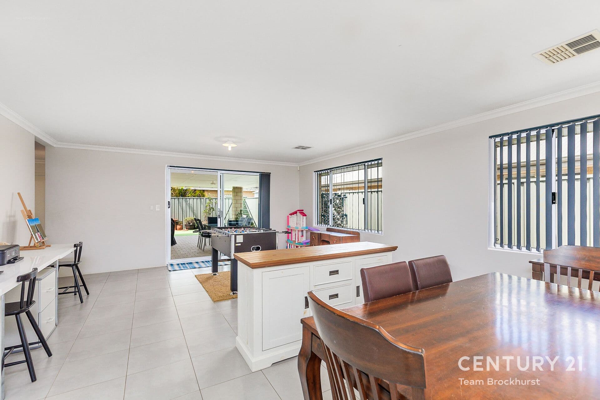7/10 Warton Rd, Huntingdale, WA, 6110, Byford - Thumbnail 2