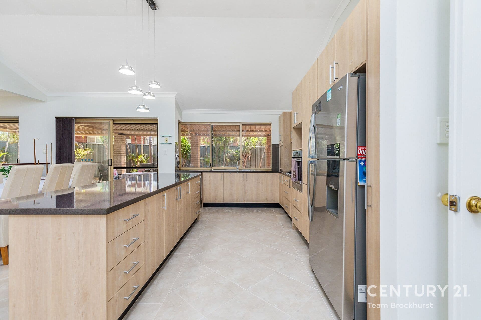 7/10 Warton Rd, Huntingdale, WA, 6110, Thornlie - Thumbnail 3