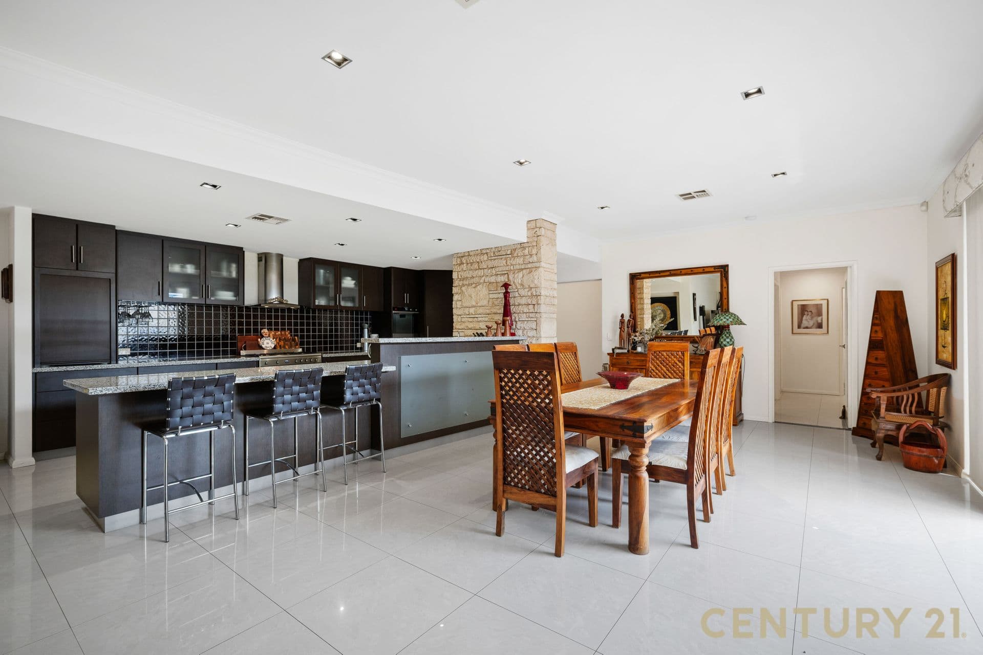 7/10 Warton Rd, Huntingdale, WA, 6110, Atwell - Thumbnail 2