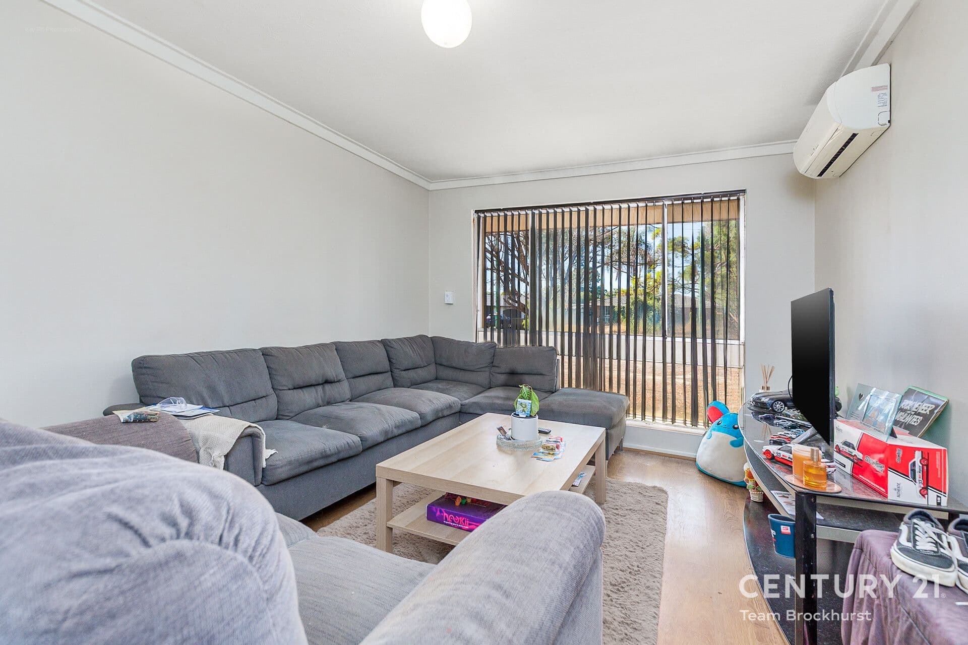 7/10 Warton Rd, Huntingdale, WA, 6110, Huntingdale - Thumbnail 2