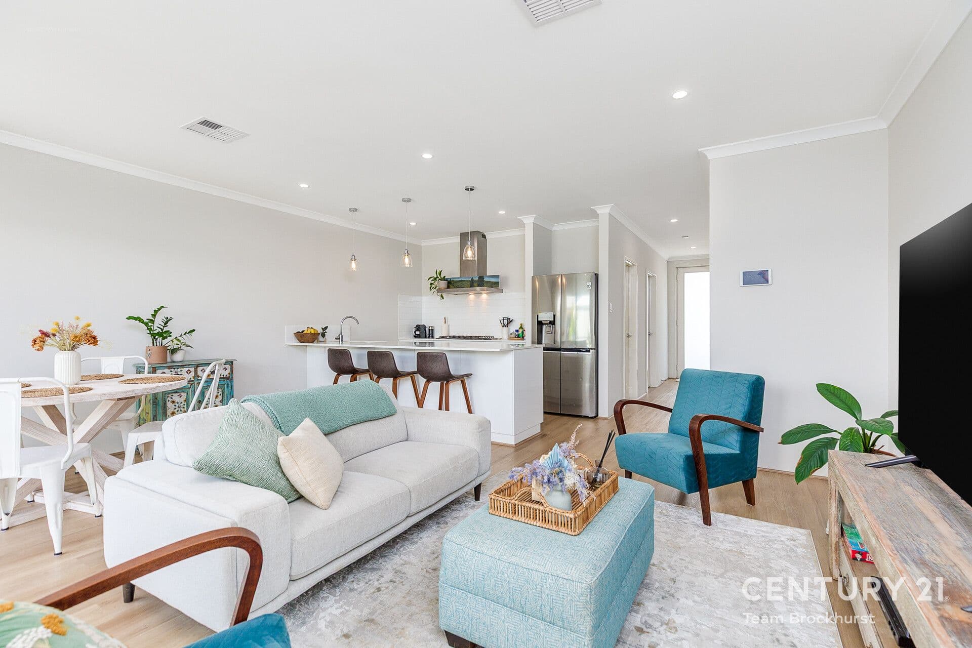 7/10 Warton Rd, Huntingdale, WA, 6110, Bushmead - Image 1