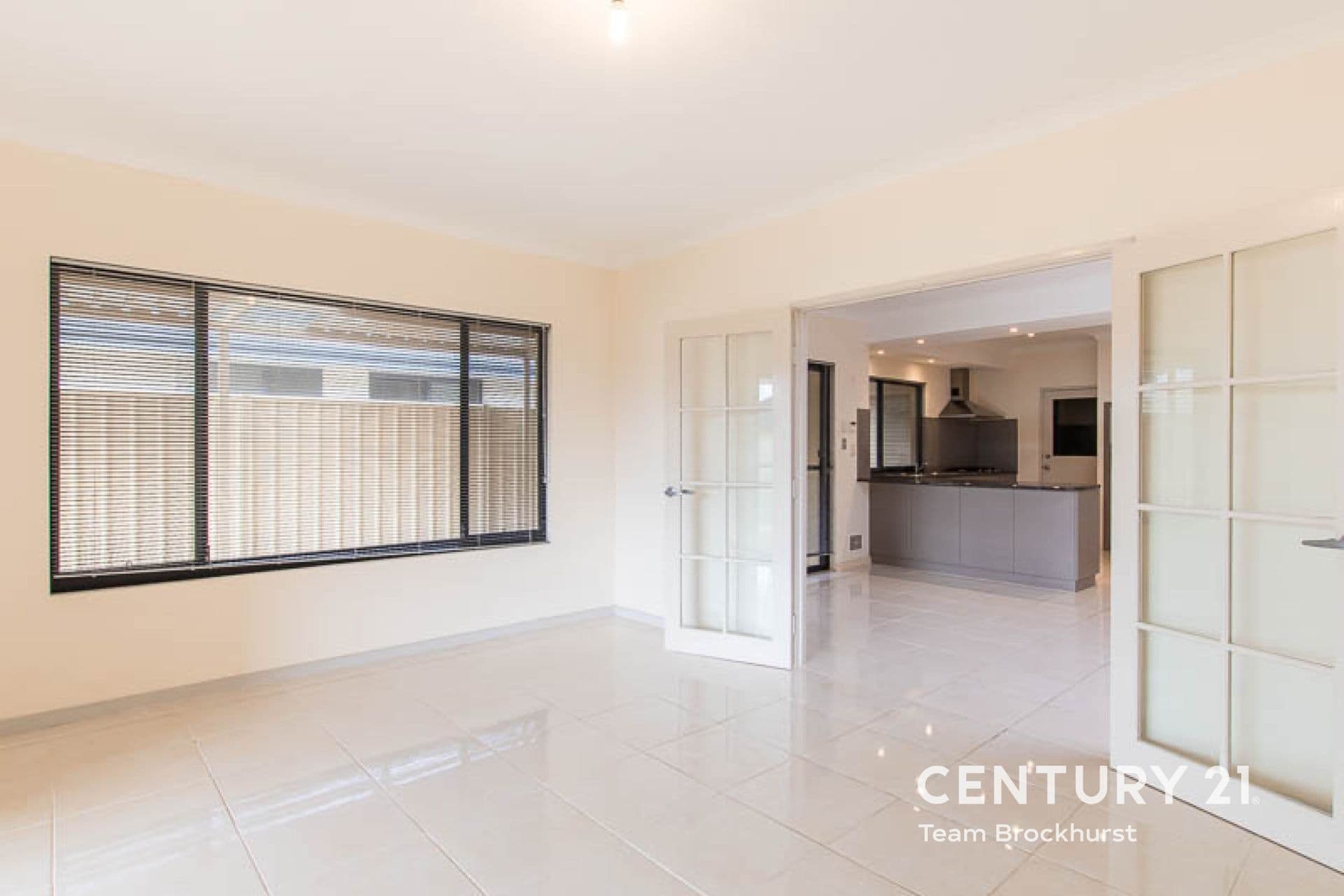 7/10 Warton Rd, Huntingdale, WA, 6110, Seville Grove - Thumbnail 2