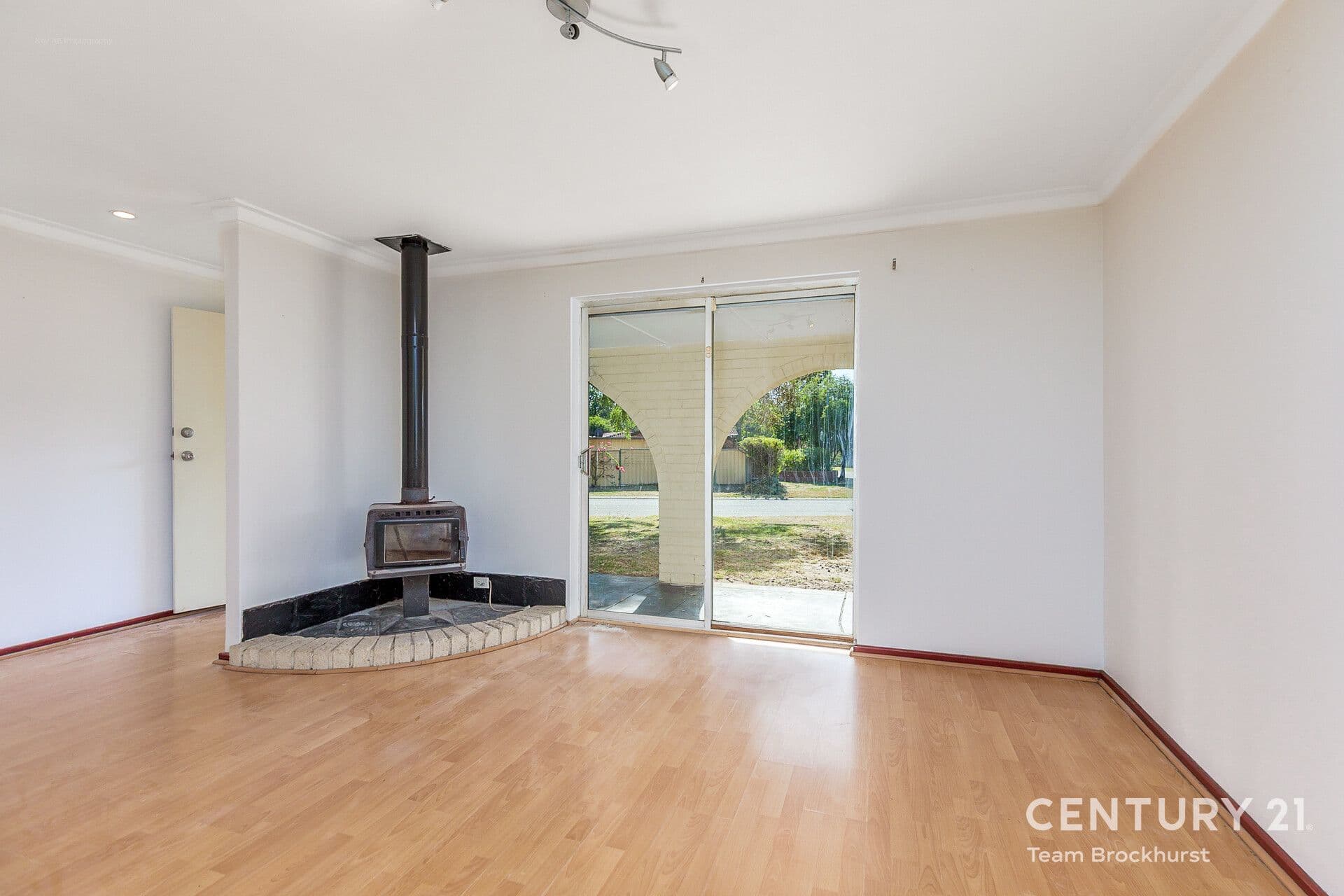 7/10 Warton Rd, Huntingdale, WA, 6110, Huntingdale - Thumbnail 2