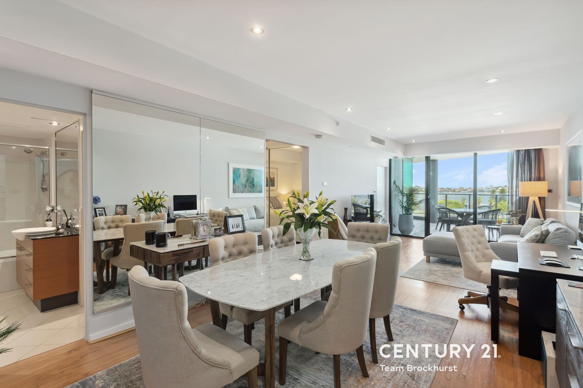 19/98 Terrace Road, East Perth, WA, 6004, East Perth - Thumbnail 2