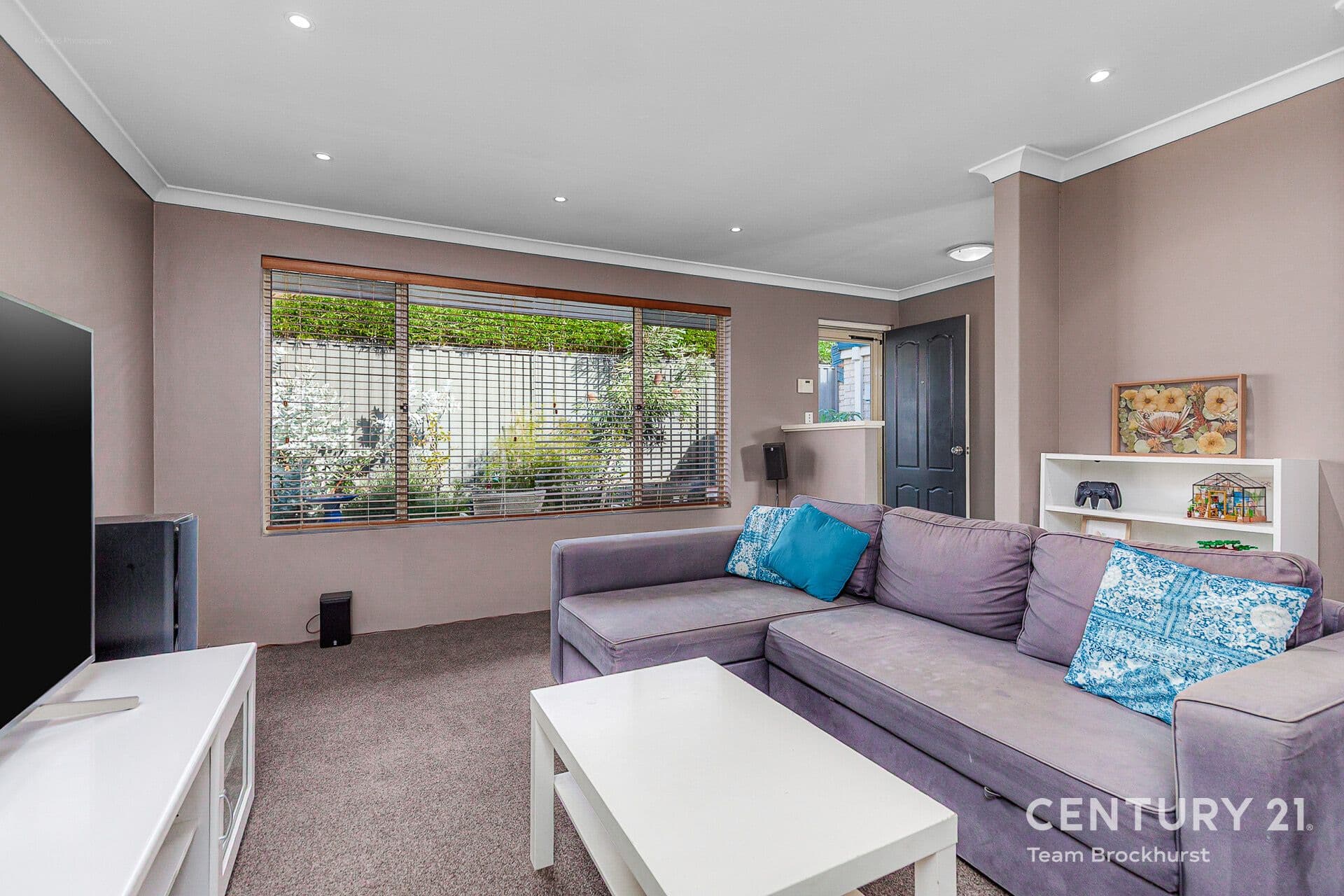 7/10 Warton Rd, Huntingdale, WA, 6110, Alfred Cove - Thumbnail 2