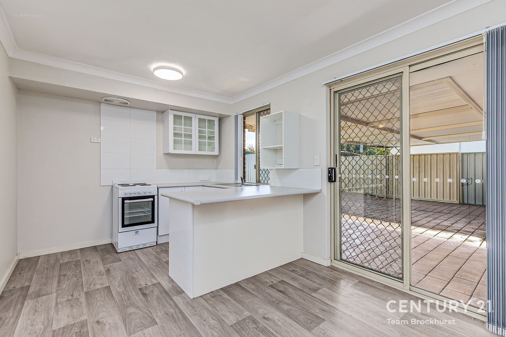 7/10 Warton Rd, Huntingdale, WA, 6110, Thornlie - Thumbnail 3
