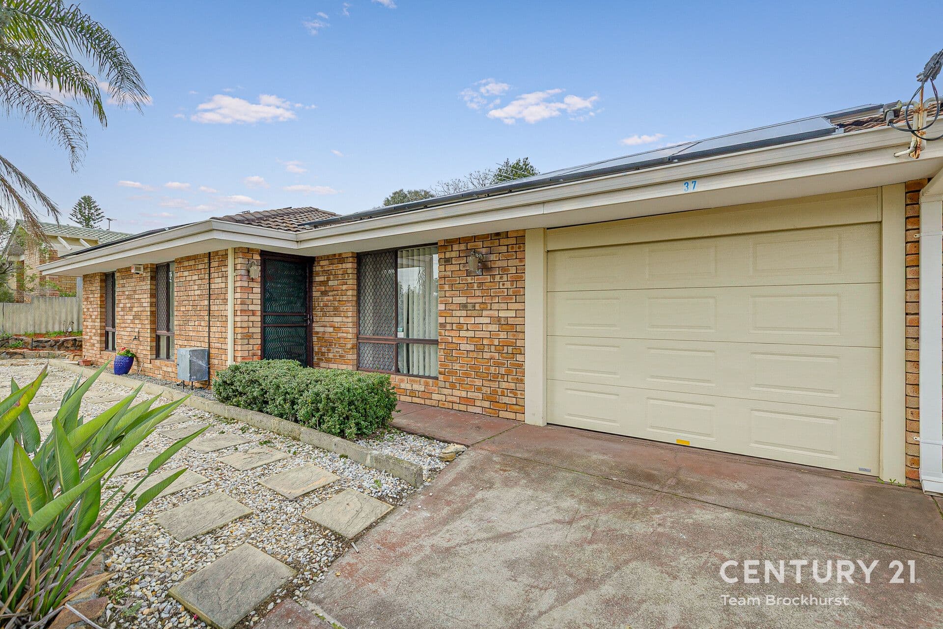 7/10 Warton Rd, Huntingdale, WA, 6110, Thornlie - Image 1