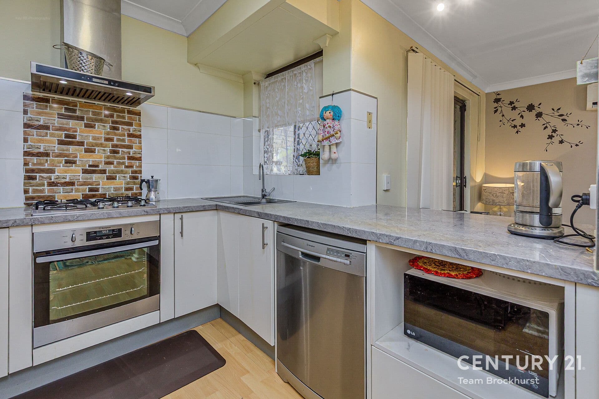 7/10 Warton Rd, Huntingdale, WA, 6110, Thornlie - Thumbnail 3