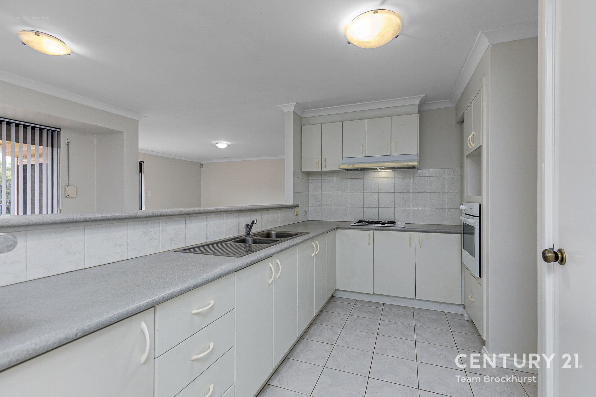 24/7 Lester Drive, Thornlie, WA, 6108, Thornlie - Thumbnail 3