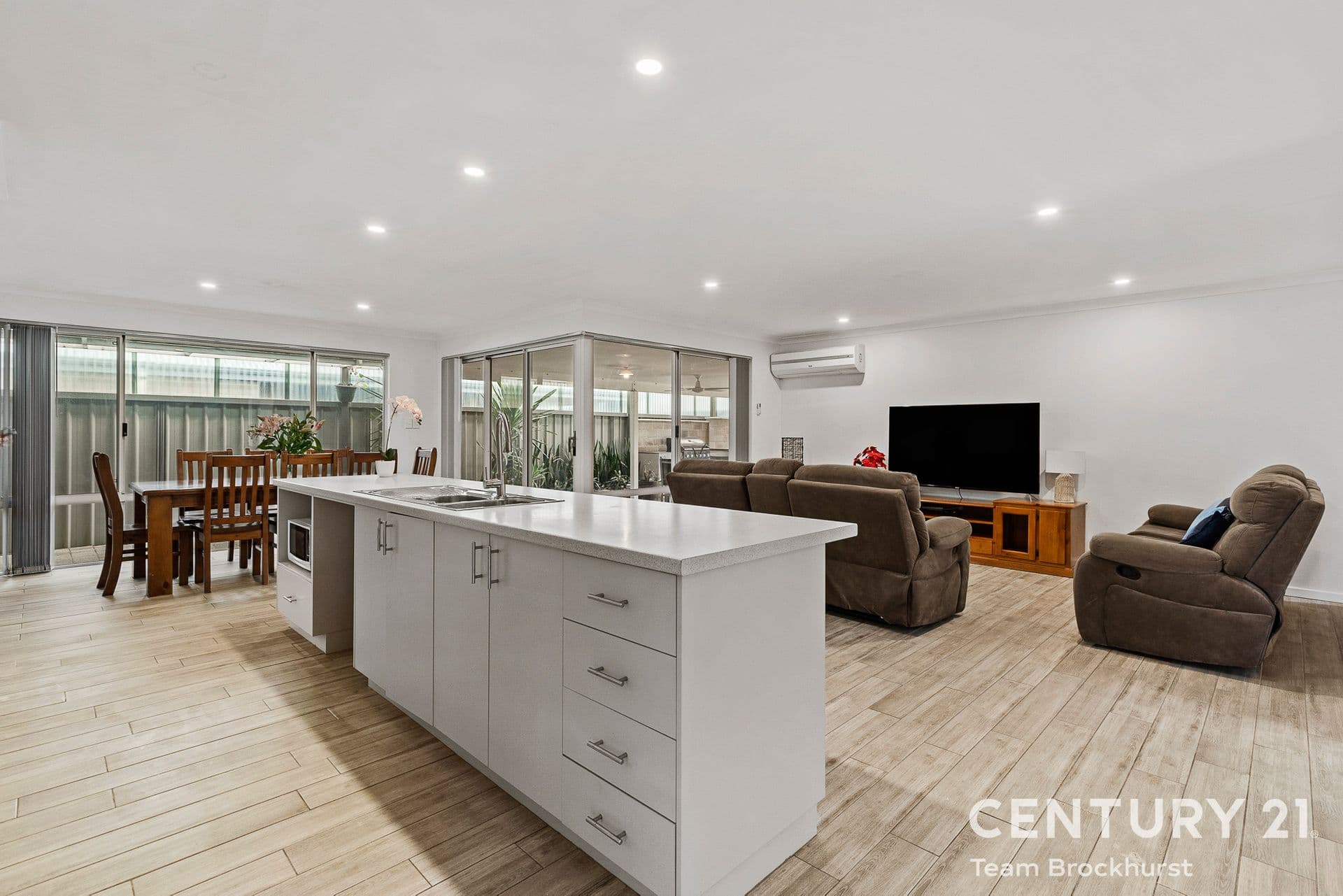 7/10 Warton Rd, Huntingdale, WA, 6110, Byford - Thumbnail 3
