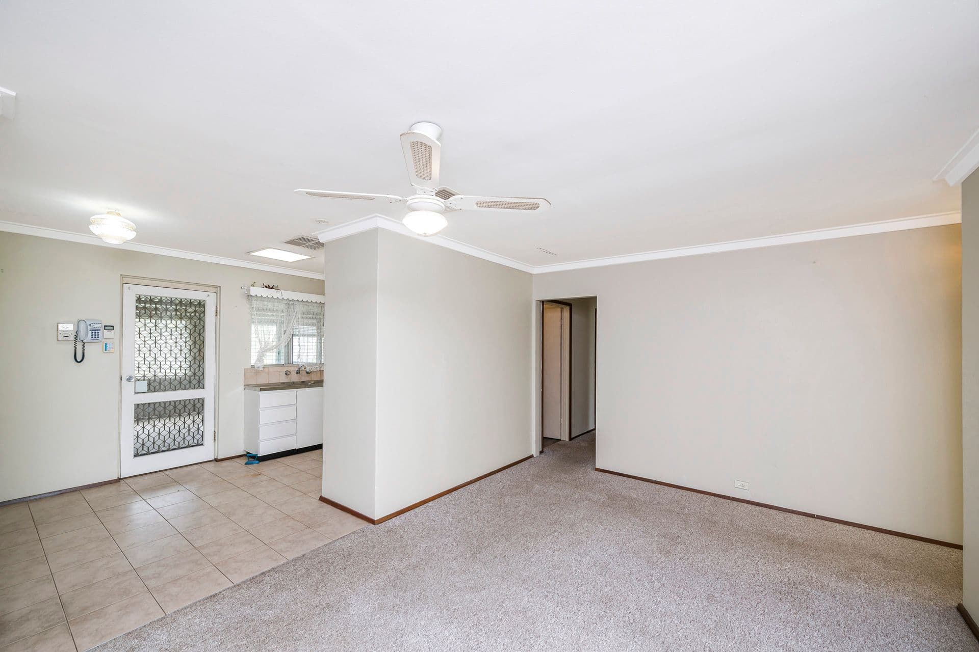 7/10 Warton Rd, Huntingdale, WA, 6110, Armadale - Thumbnail 2