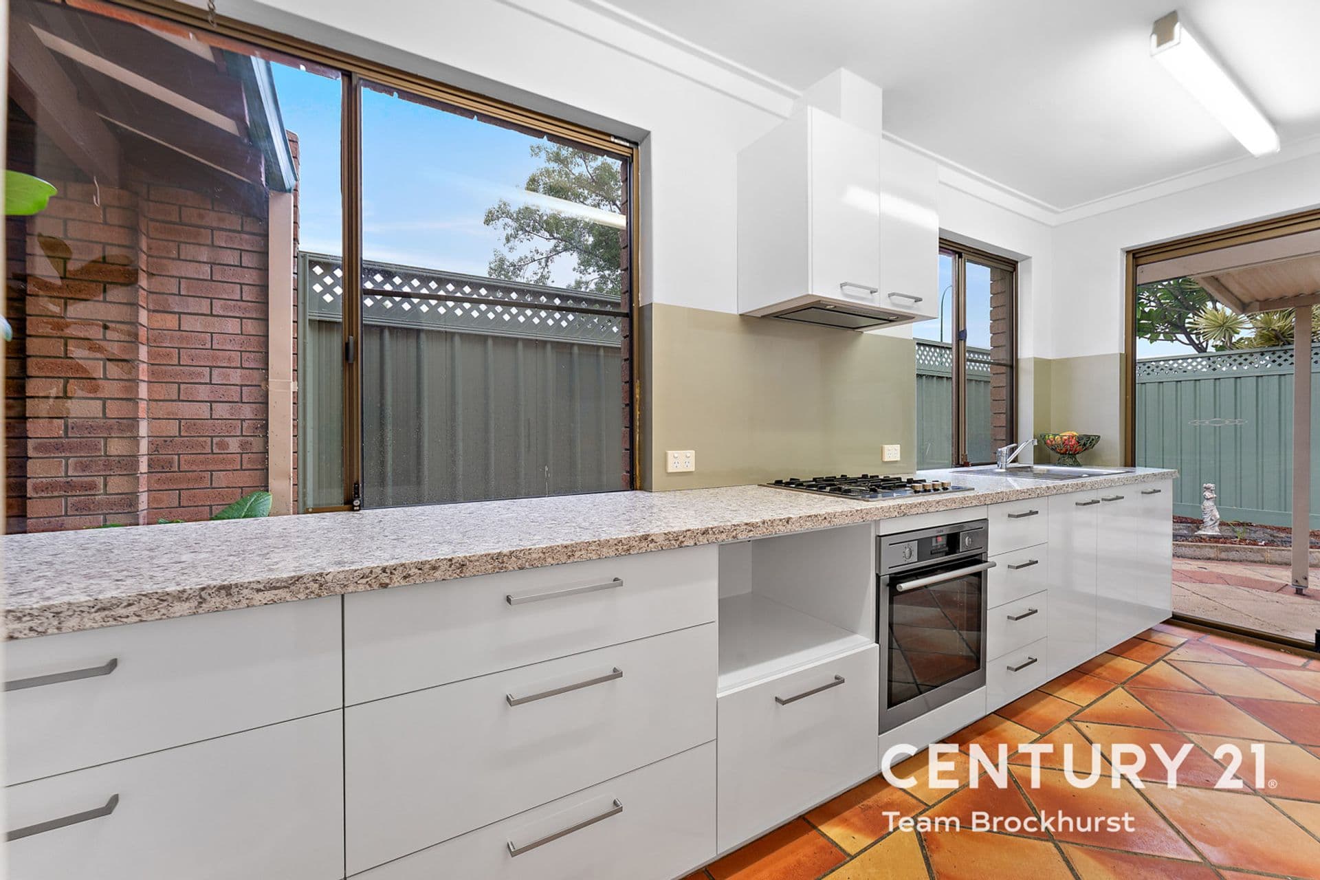 7/10 Warton Rd, Huntingdale, WA, 6110, Maylands - Thumbnail 2