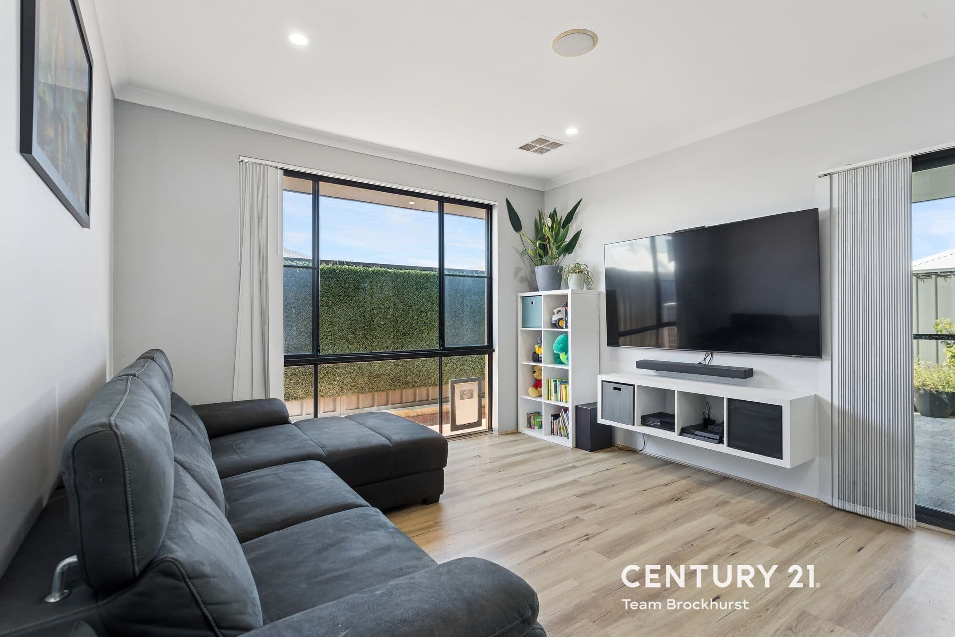 7/10 Warton Rd, Huntingdale, WA, 6110, Hilbert - Thumbnail 8