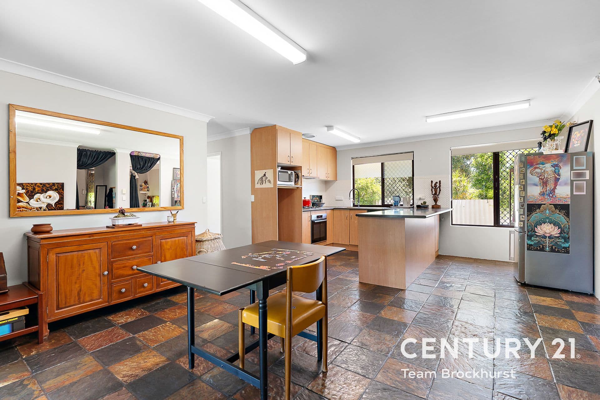 7/10 Warton Rd, Huntingdale, WA, 6110, Maddington - Thumbnail 2