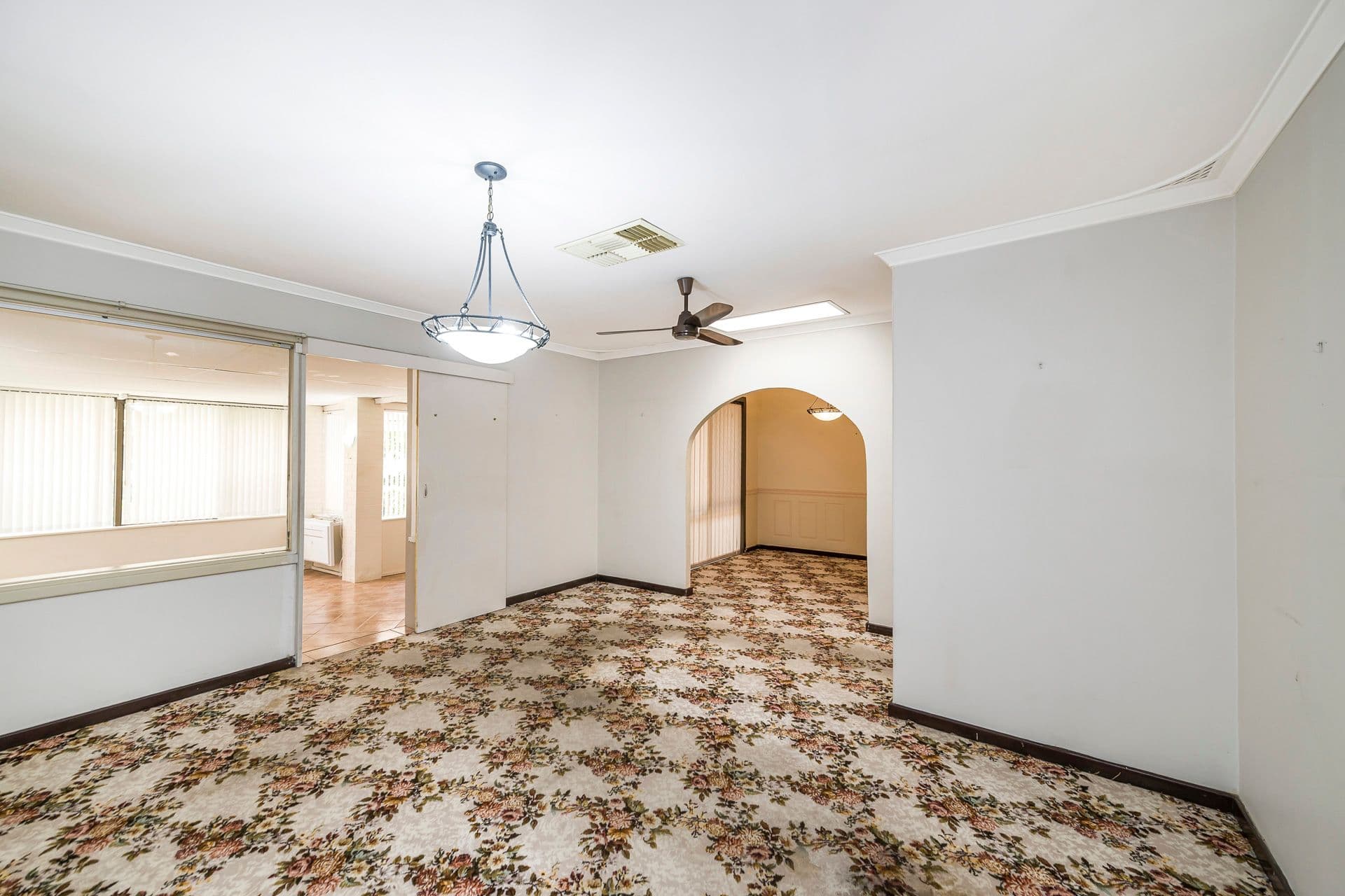 7/10 Warton Rd, Huntingdale, WA, 6110, Cloverdale - Thumbnail 2