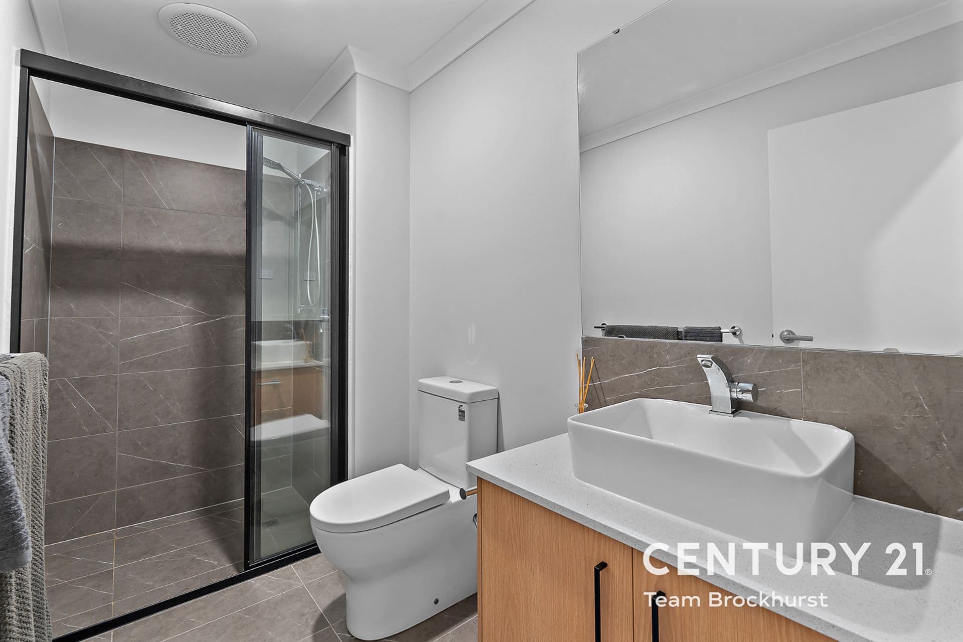 7/101 Hamilton Street, Cannington, WA, 6107, Cannington - Thumbnail 8