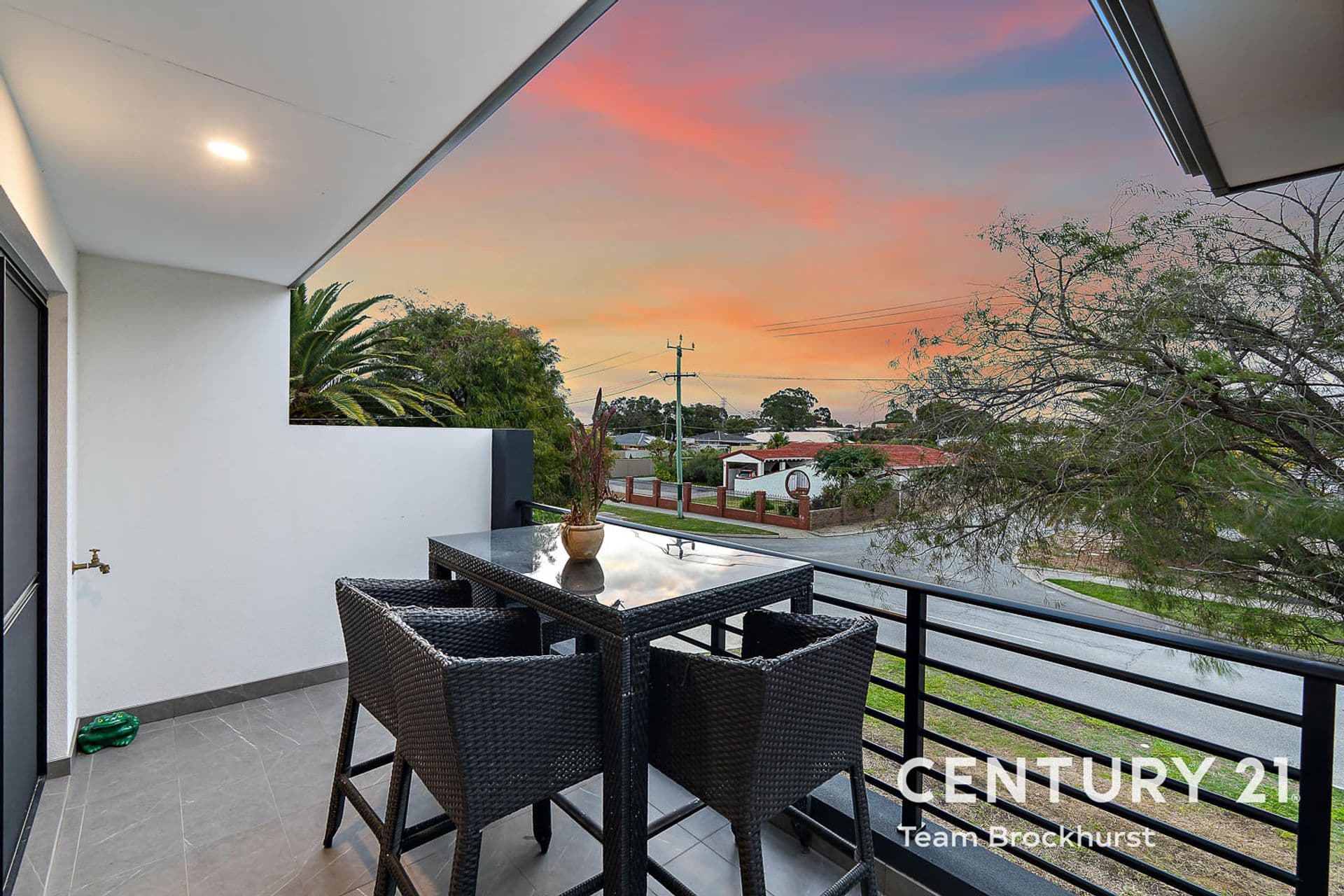 7/101 Hamilton Street, Cannington, WA, 6107, Cannington - Thumbnail 3