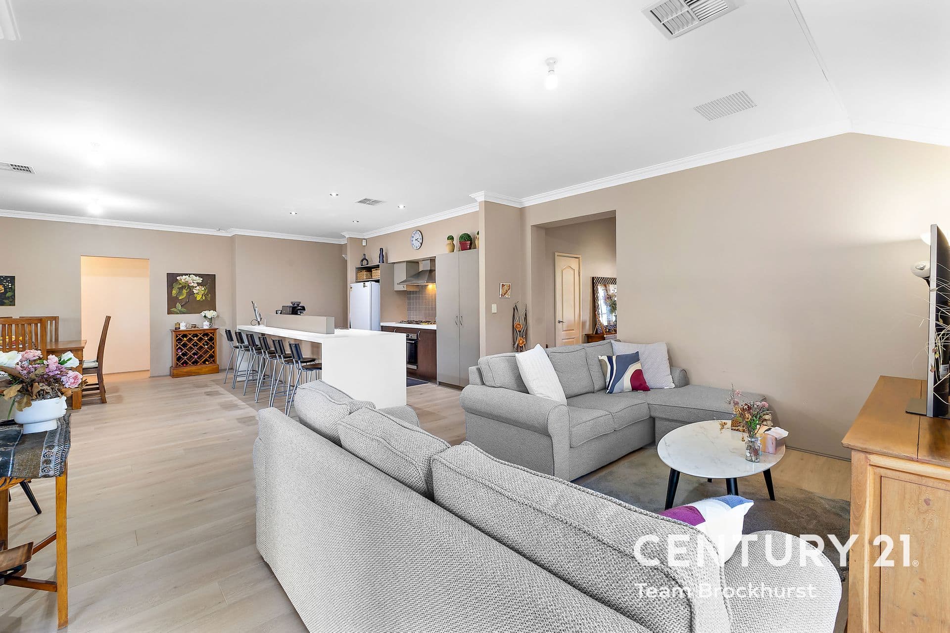 7/10 Warton Rd, Huntingdale, WA, 6110, Southern River - Thumbnail 2