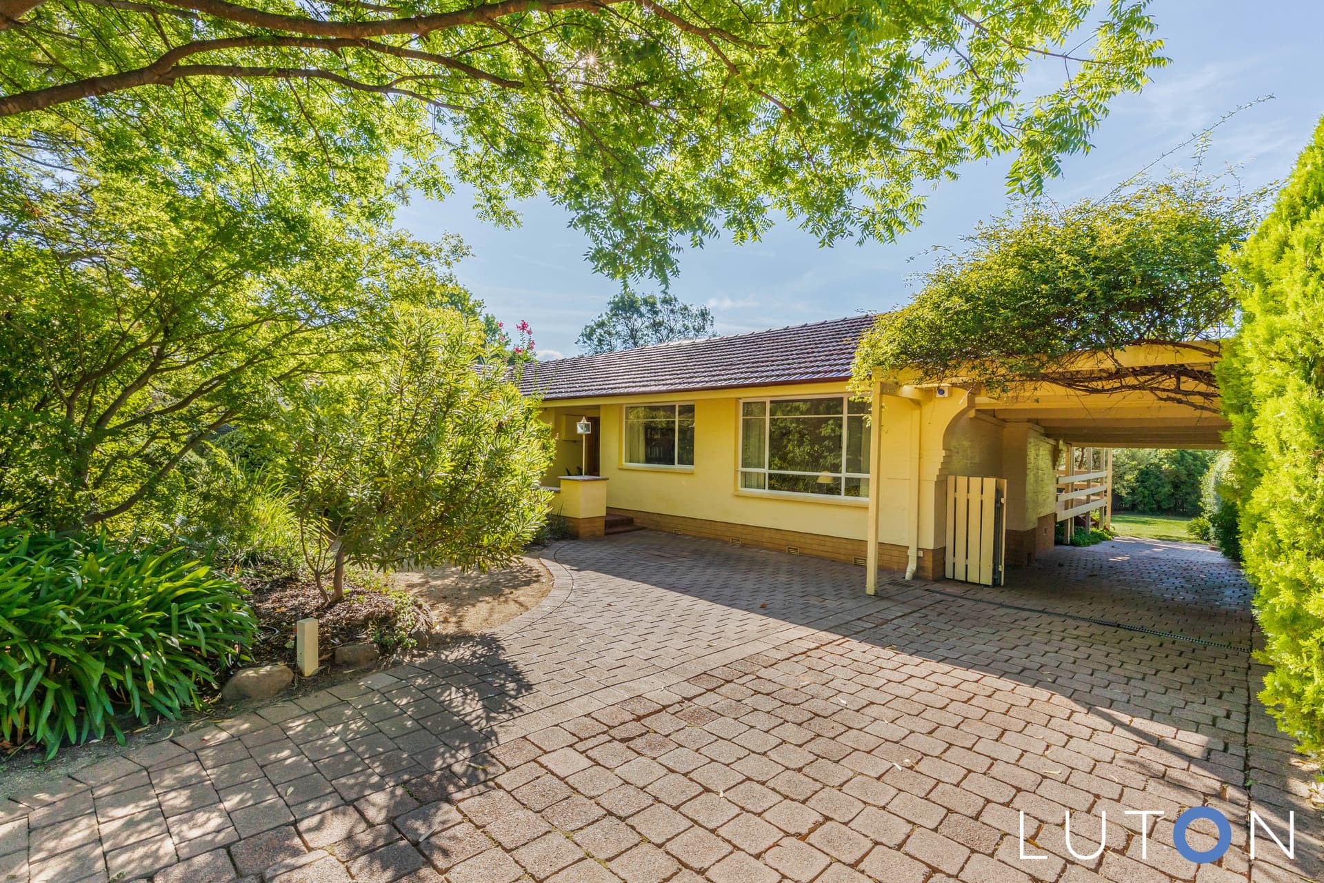 20 Morehead Street, Curtin ACT 2605, Curtin - Image 1