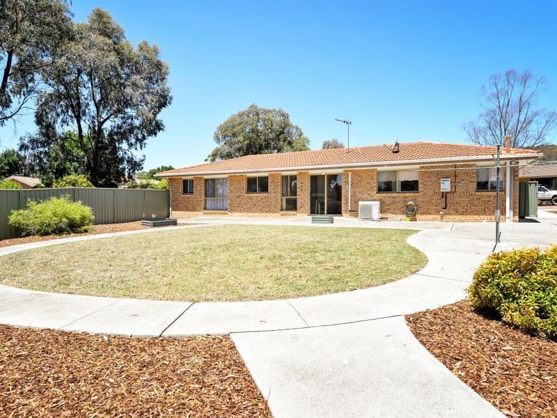 2 Kneebone Street, Bonython ACT 2905, Bonython - Thumbnail 4
