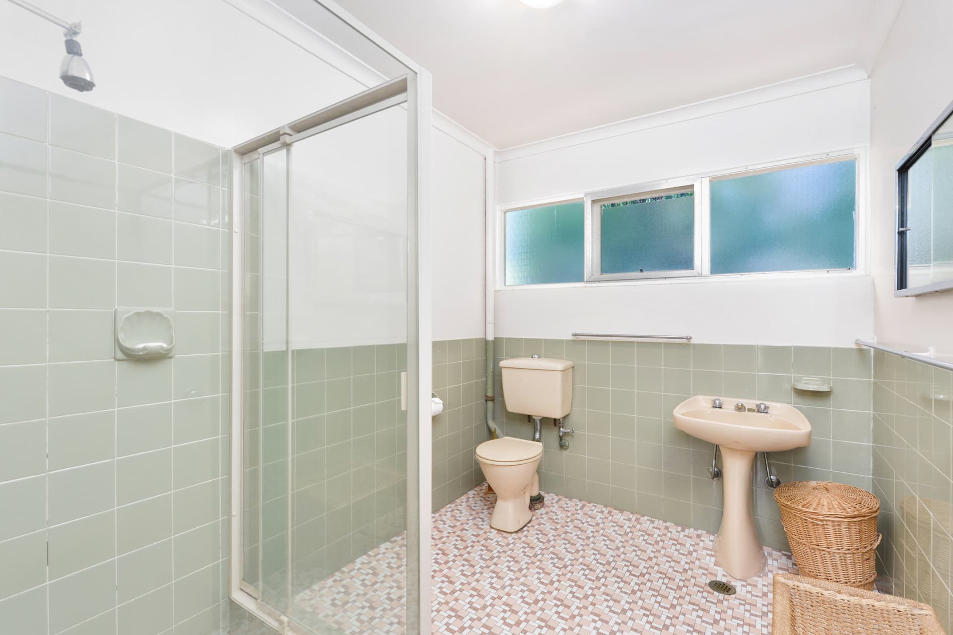 128 Schlich Street, Yarralumla ACT 2600, Yarralumla - Thumbnail 4