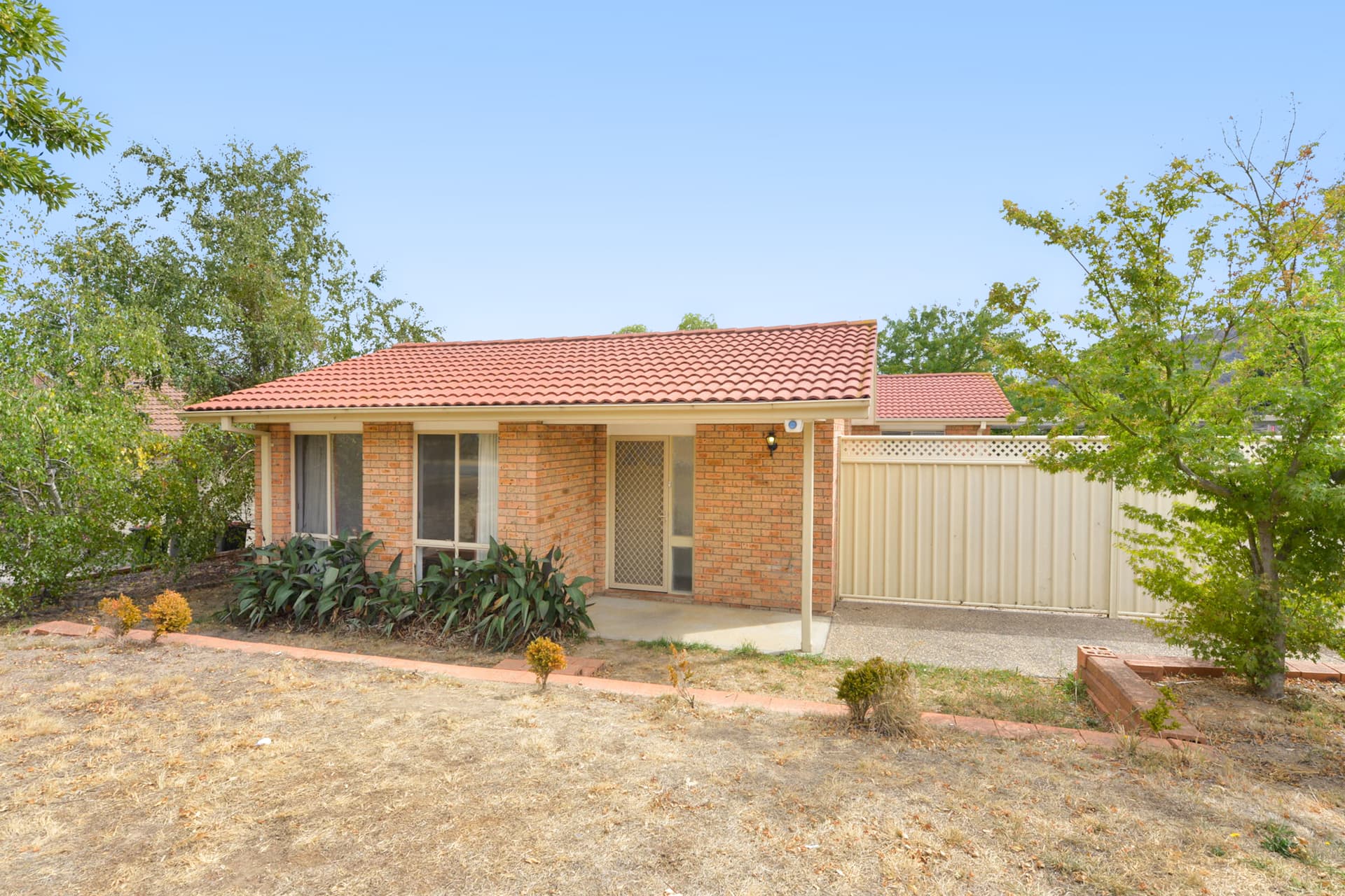 15 Ironbark Crescent, Banks ACT 2906, Banks - Thumbnail 6