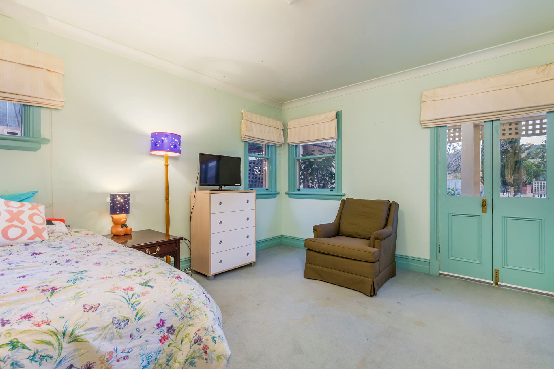 2 Luckins Place, Fadden ACT 2904, Fadden - Thumbnail 4