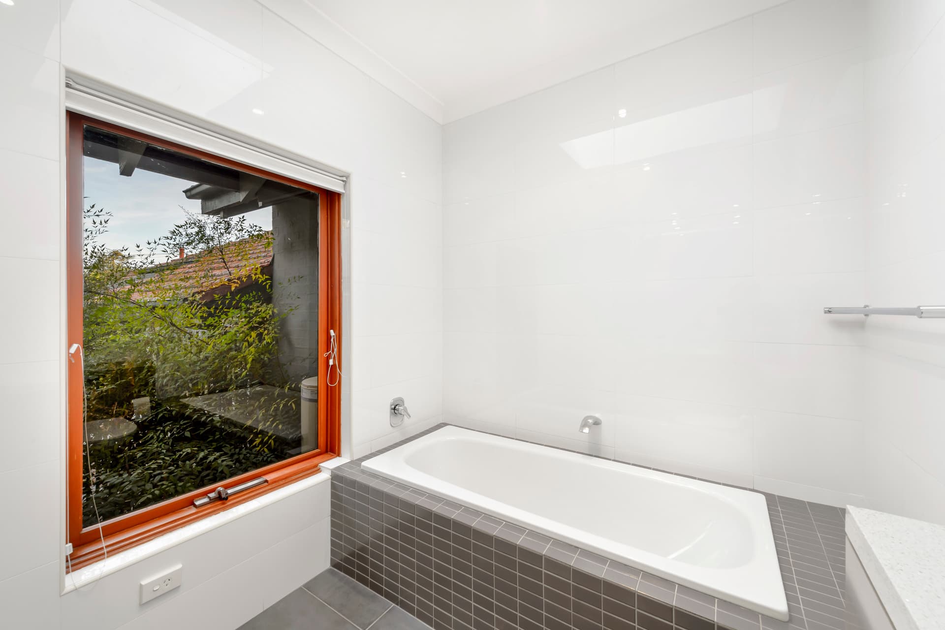 9 Hann Street, Griffith ACT 2603, Griffith - Thumbnail 2