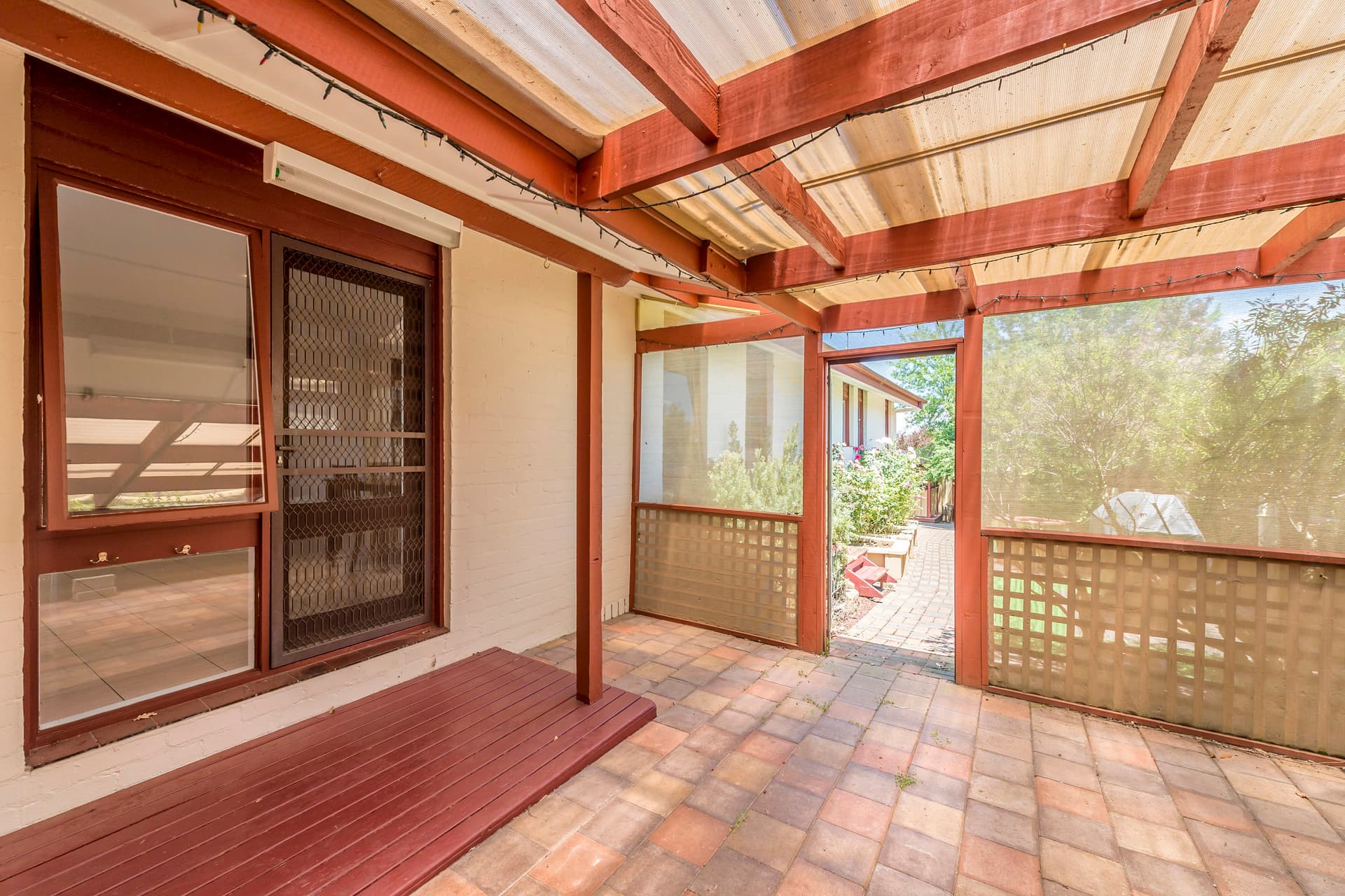 1 Beadle Place, Charnwood ACT 2615, Charnwood - Thumbnail 4