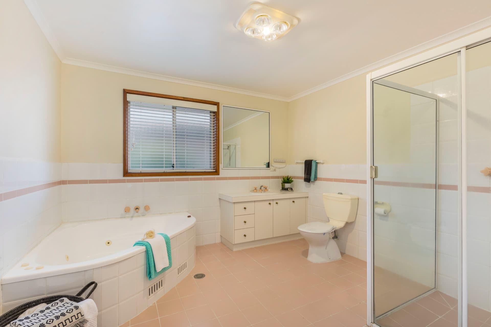 8 Braddon Place, Gordon ACT 2906, Gordon - Thumbnail 7