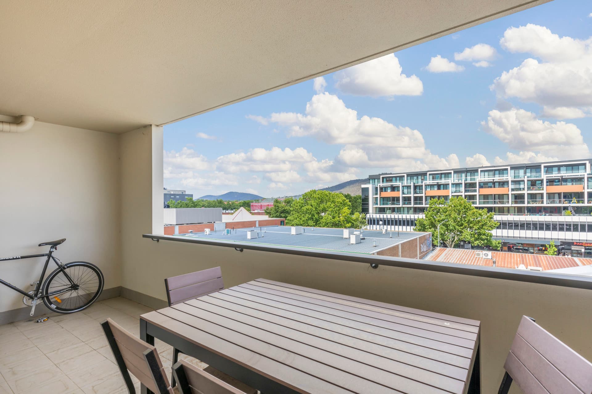 41/28 Mort Street, Braddon ACT 2612, Braddon - Thumbnail 2