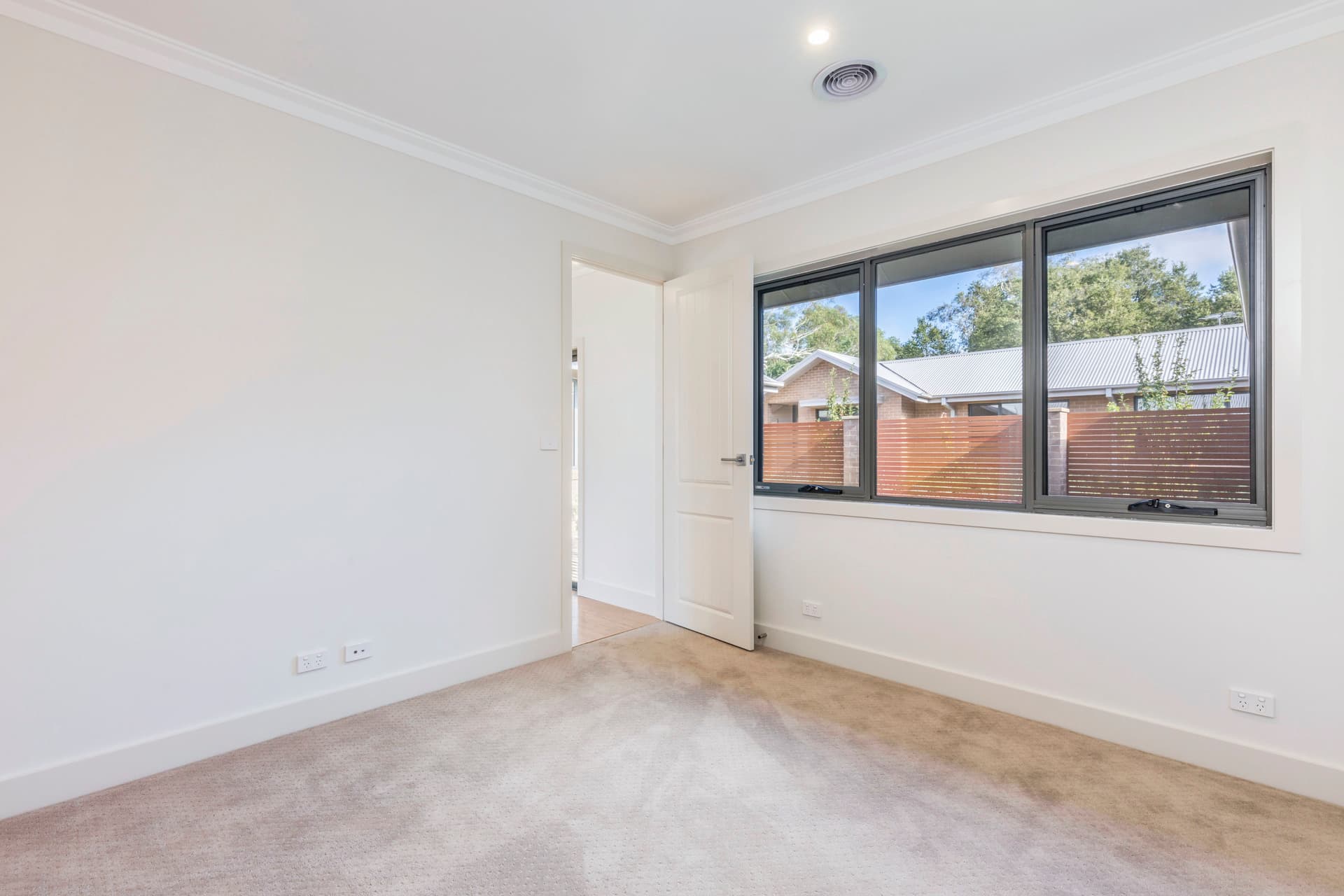4/12 Victoria Street, Hall ACT 2618, Hall - Thumbnail 3