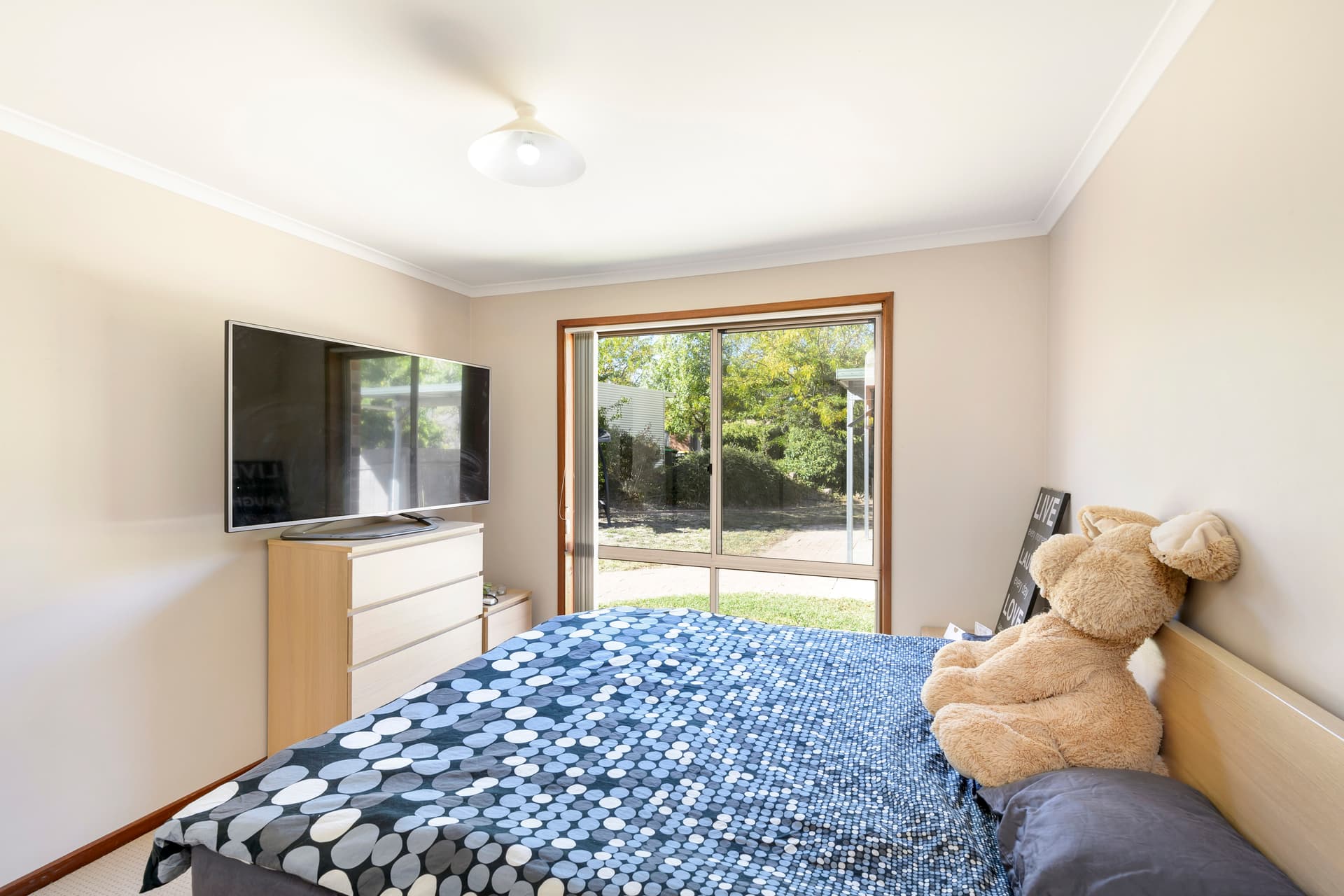 4 McHale Place, Gordon ACT 2906, Gordon - Image 1