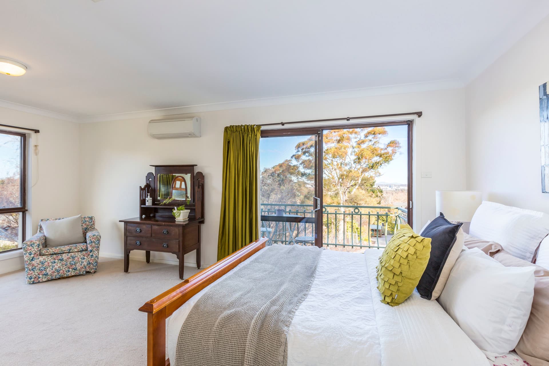 57 Bainton Crescent, Melba ACT 2615, Melba - Thumbnail 2