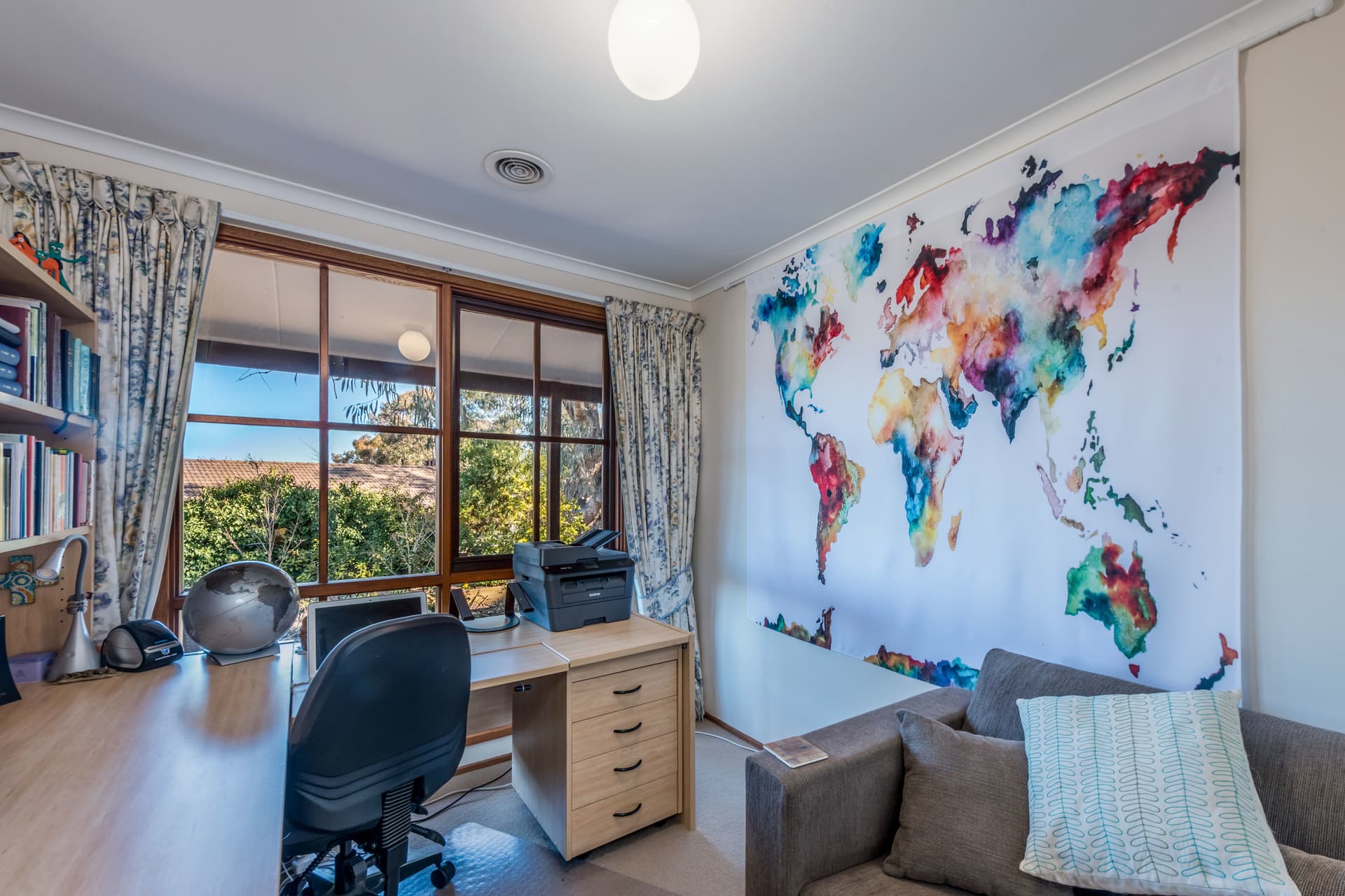14 Meston Place, Fadden ACT 2904, Fadden - Thumbnail 2