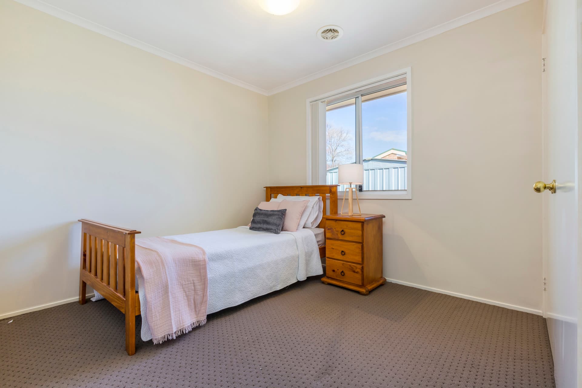12 Traeger Street, Dunlop ACT 2615, Dunlop - Thumbnail 3