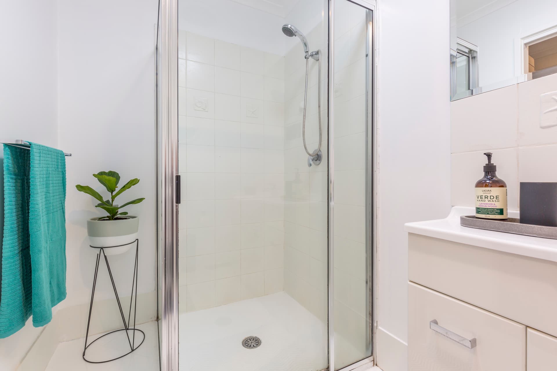 44 Sheaffe Street, Holder ACT 2611, Holder - Thumbnail 2