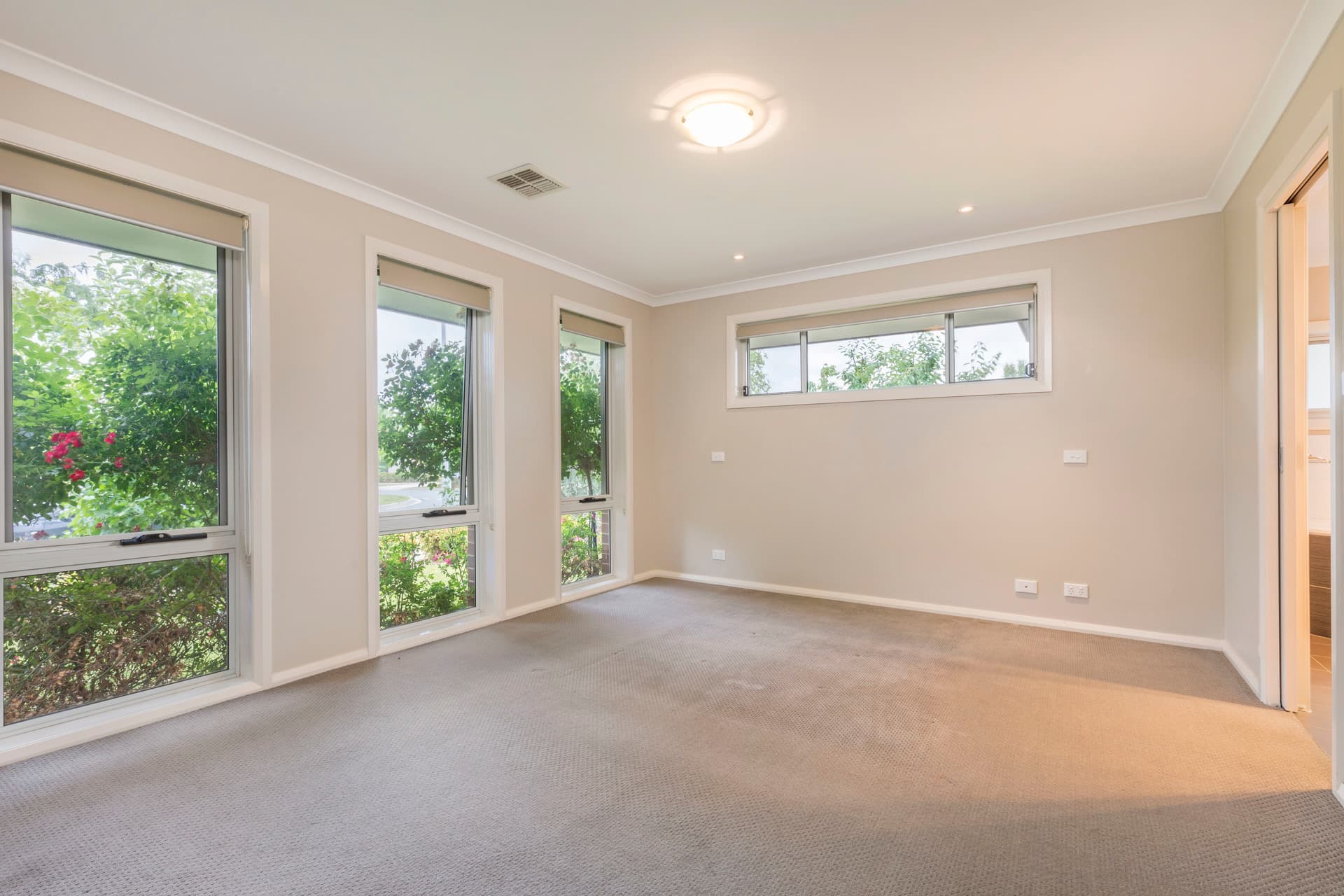 72 Chance Street, Crace ACT 2911, Crace - Thumbnail 4